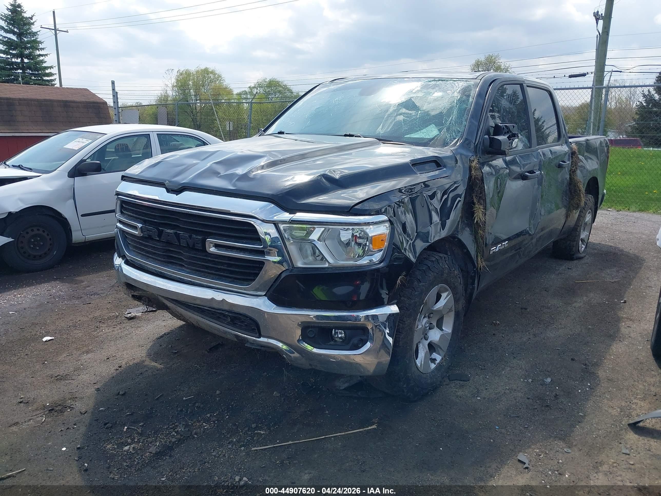 2021 Ram 1500 Big Horn  4x4 6'4 Box Black vin: 1C6SRFMT9MN799007