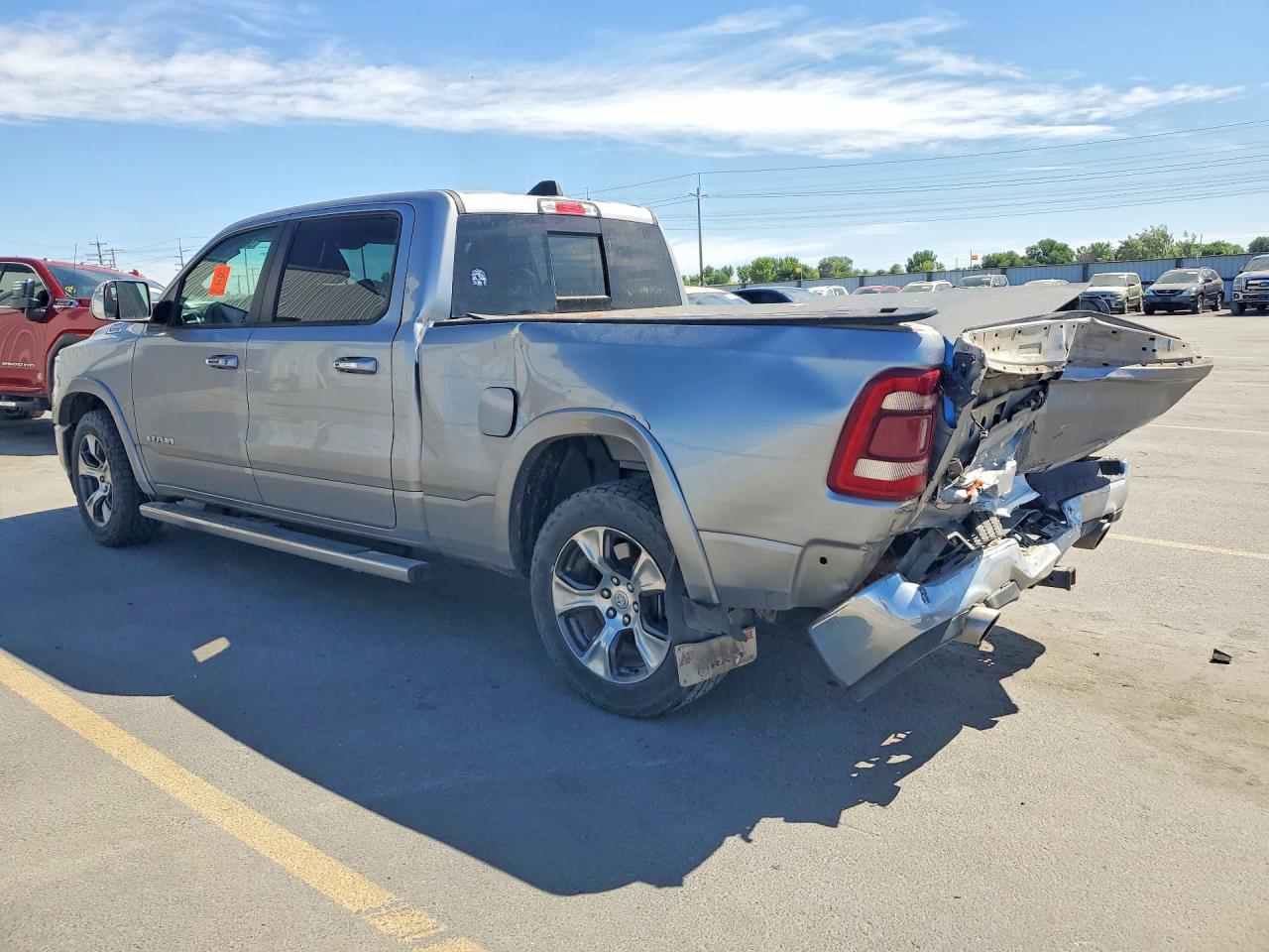 2019 Ram 1500 Laramie Silver vin: 1C6SRFRTXKN535834