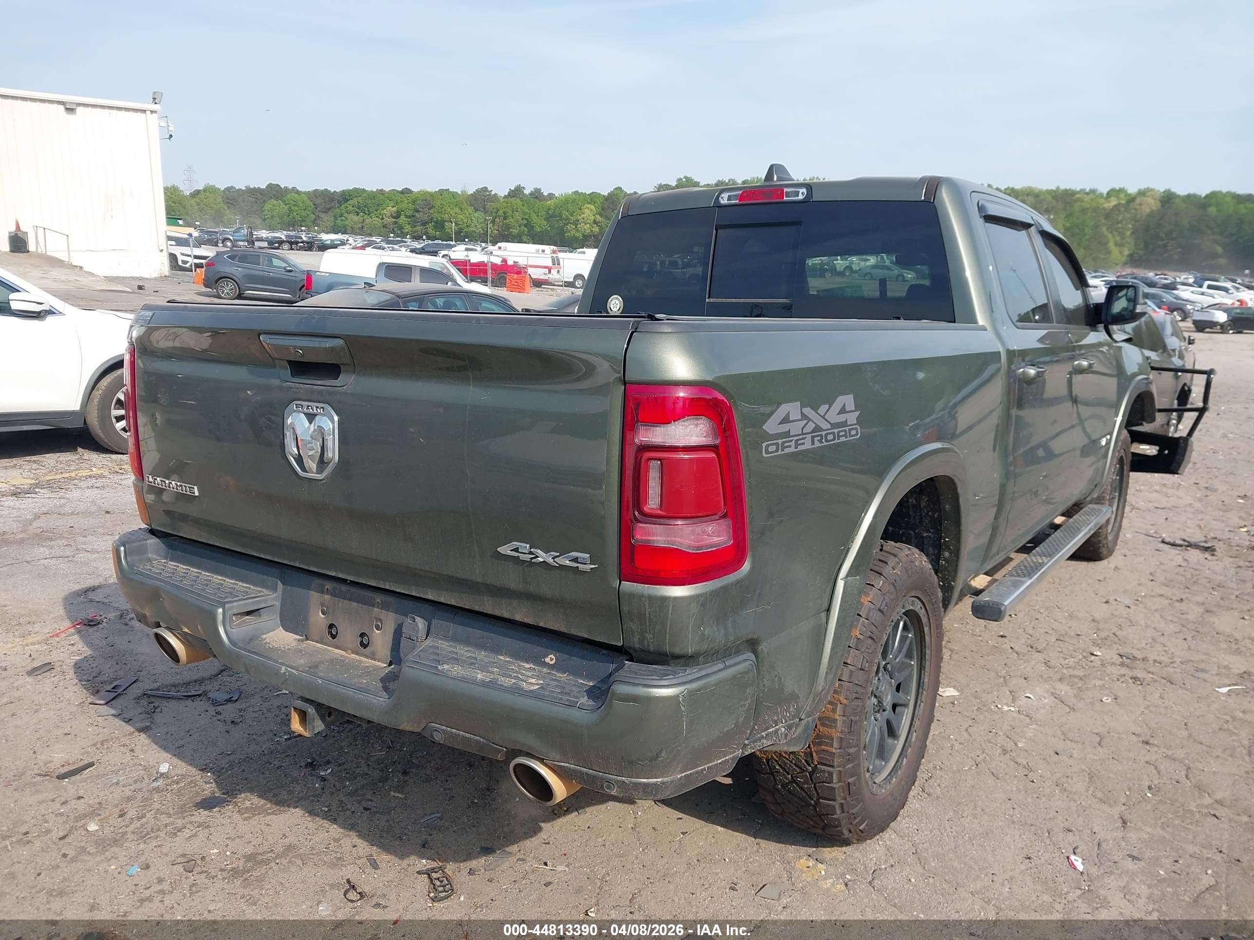 2021 Ram 1500 Laramie  4x4 6'4 Box Green vin: 1C6SRFRTXMN739746