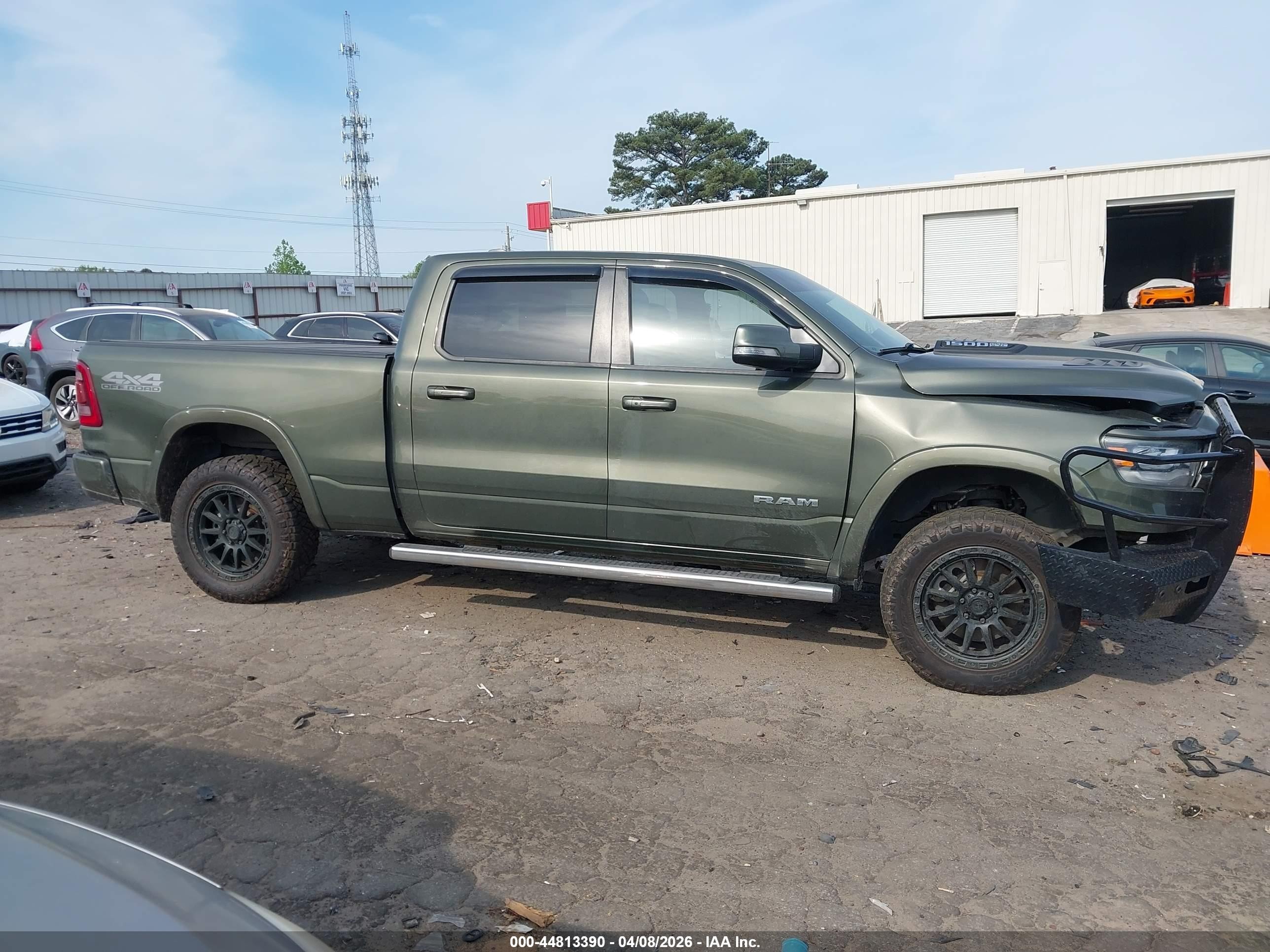 2021 Ram 1500 Laramie  4x4 6'4 Box Green vin: 1C6SRFRTXMN739746