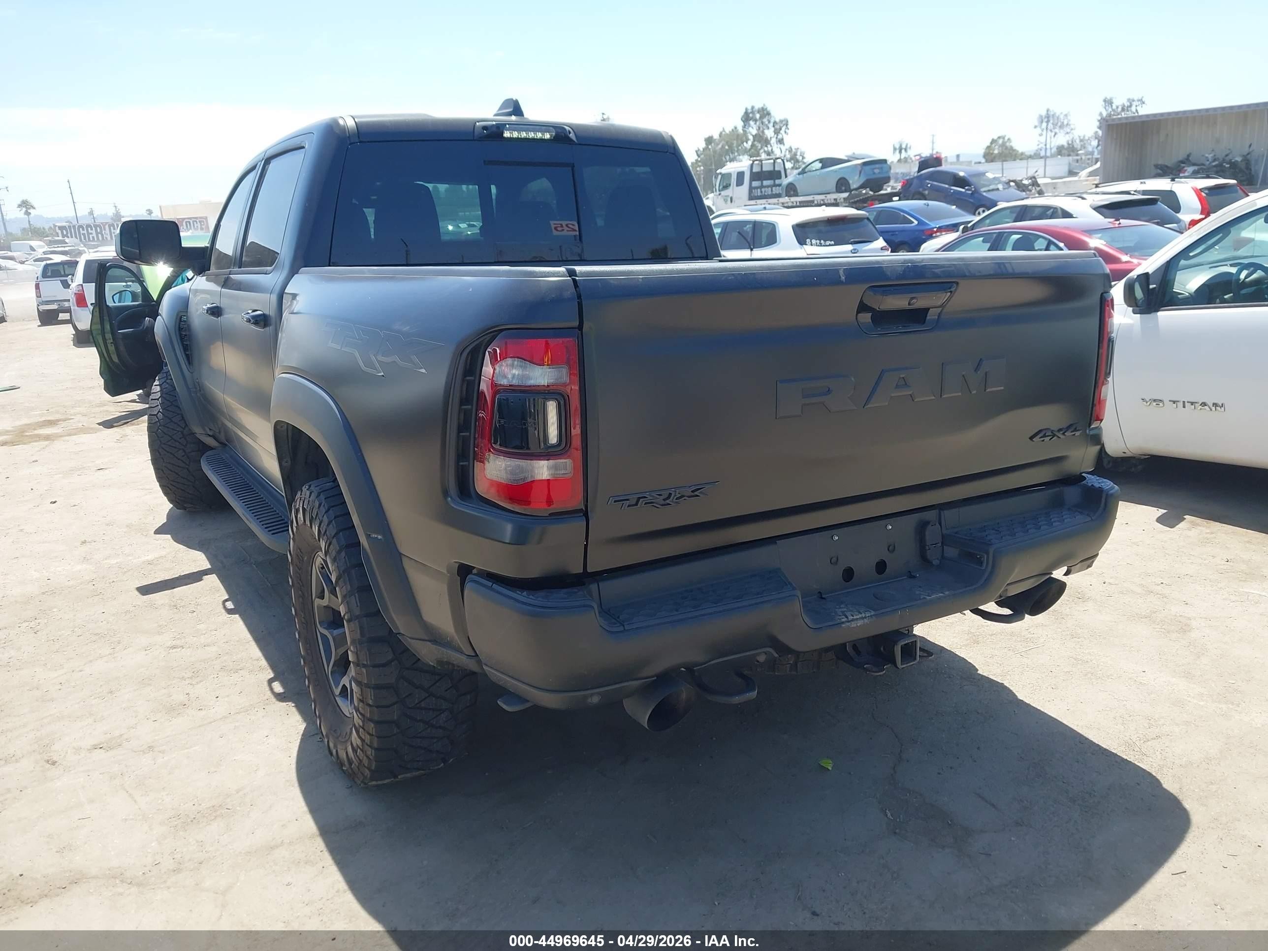 2022 Ram 1500 Trx  4x4 5'7 Box Black vin: 1C6SRFU91NN353522