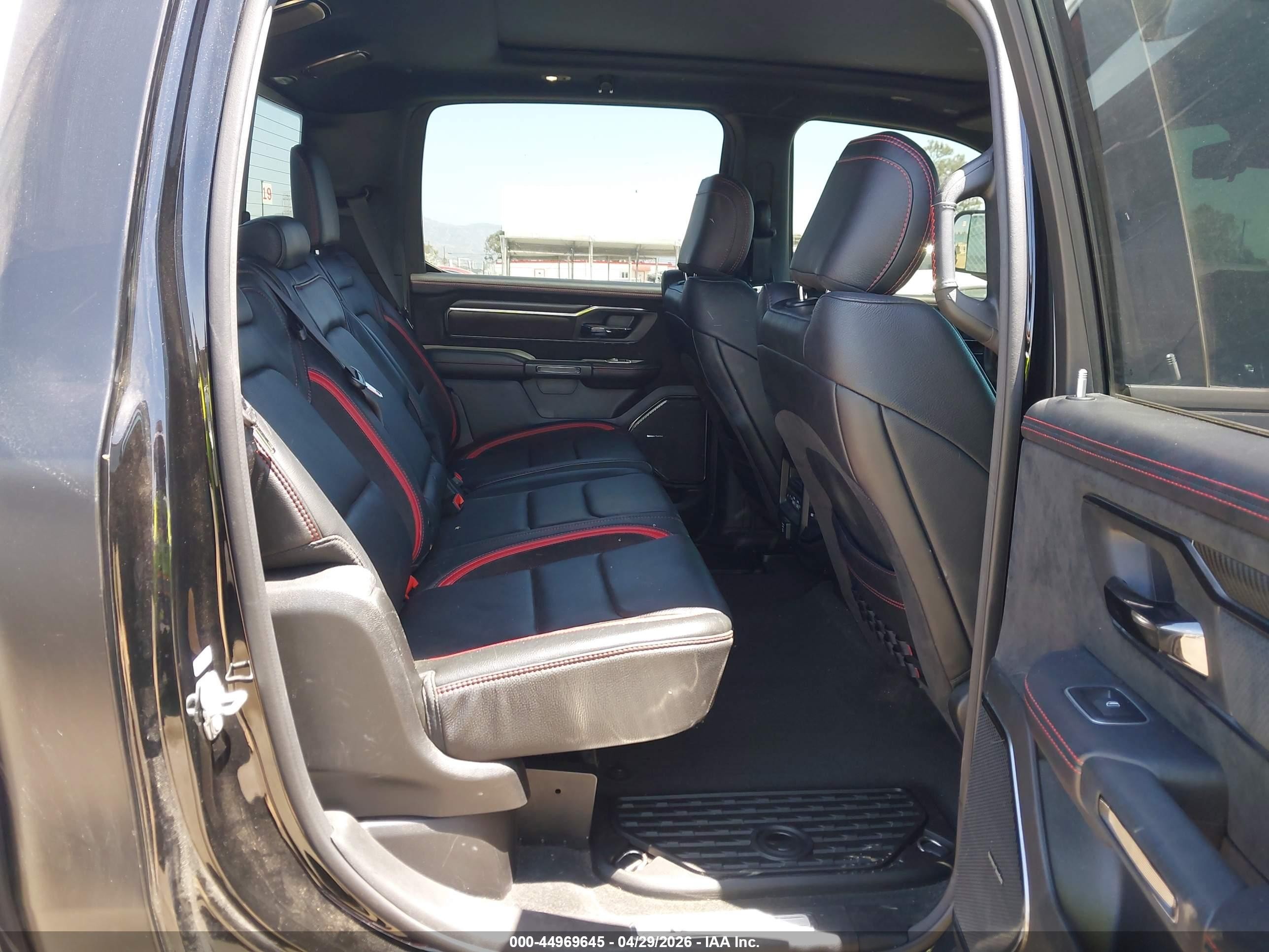 2022 Ram 1500 Trx  4x4 5'7 Box Black vin: 1C6SRFU91NN353522