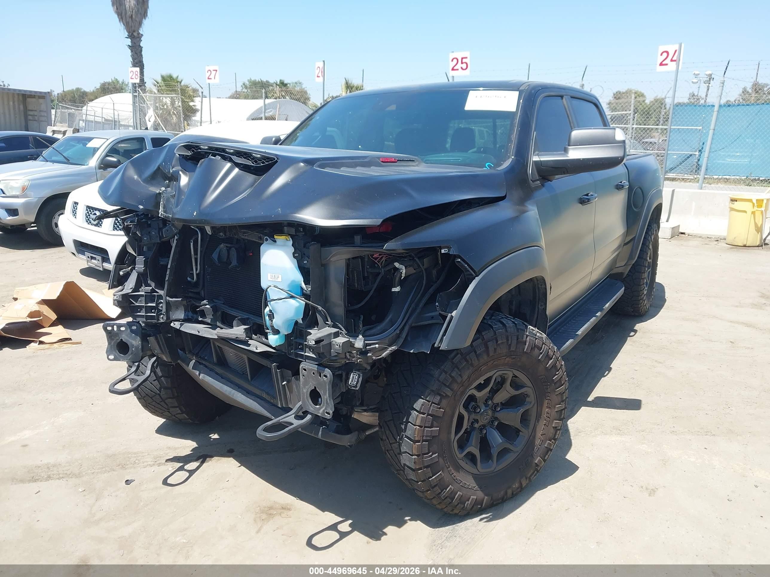 2022 Ram 1500 Trx  4x4 5'7 Box Black vin: 1C6SRFU91NN353522