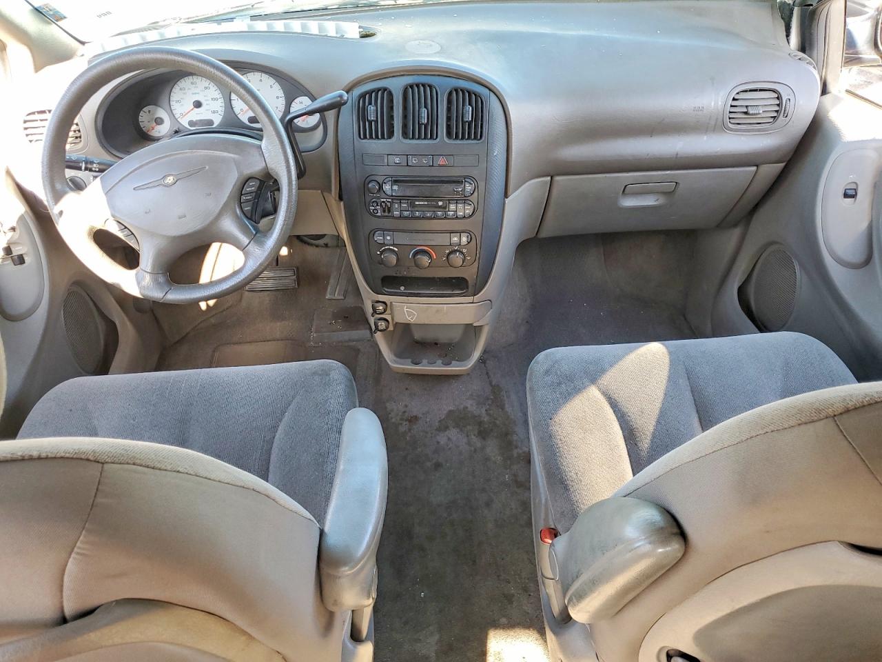 2003 Chrysler Voyager Lx Silver vin: 1C8GJ45303B229761