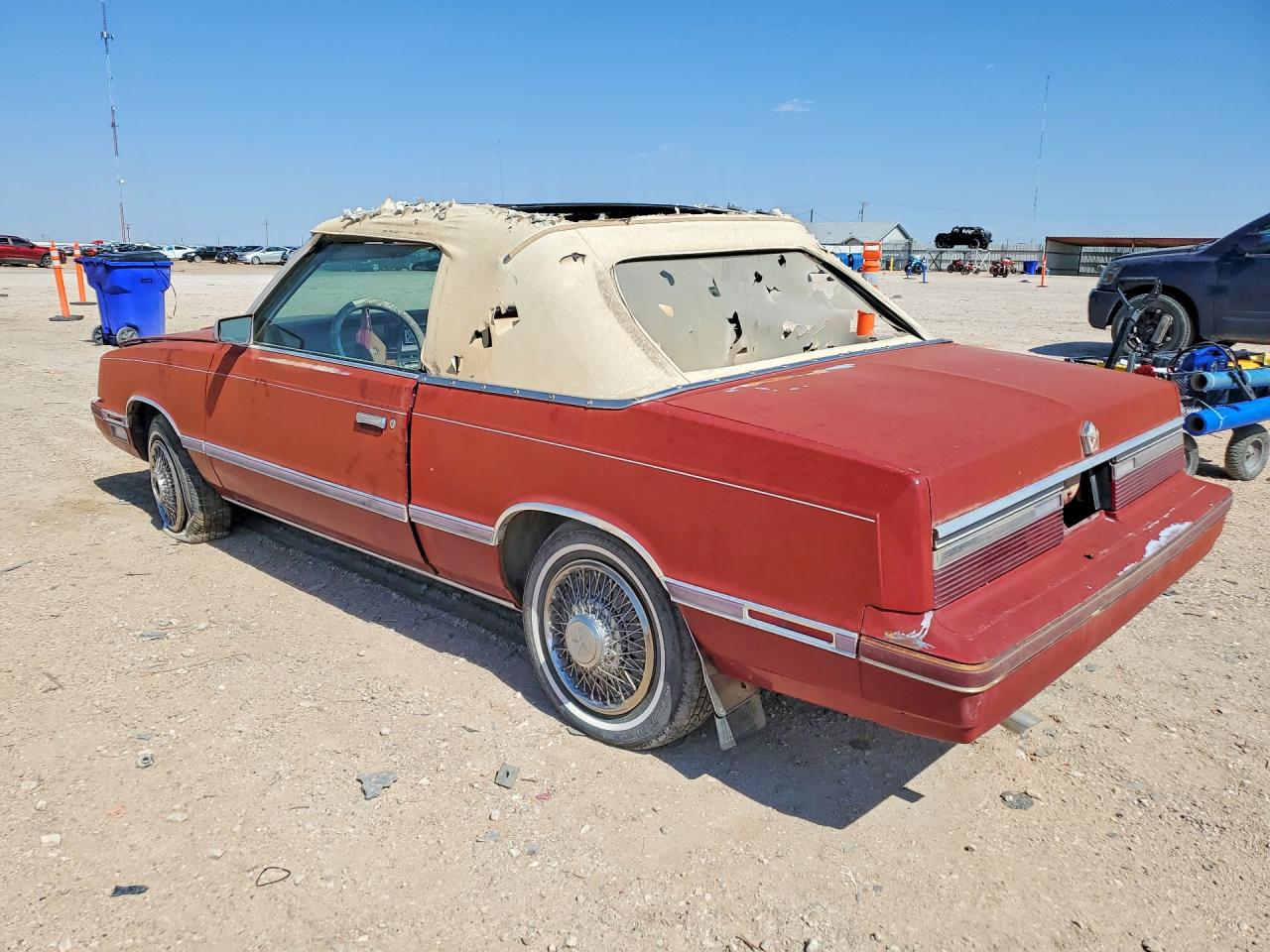 1983 Chrysler Lebaron Red vin: 1CSBC55C6DG155606
