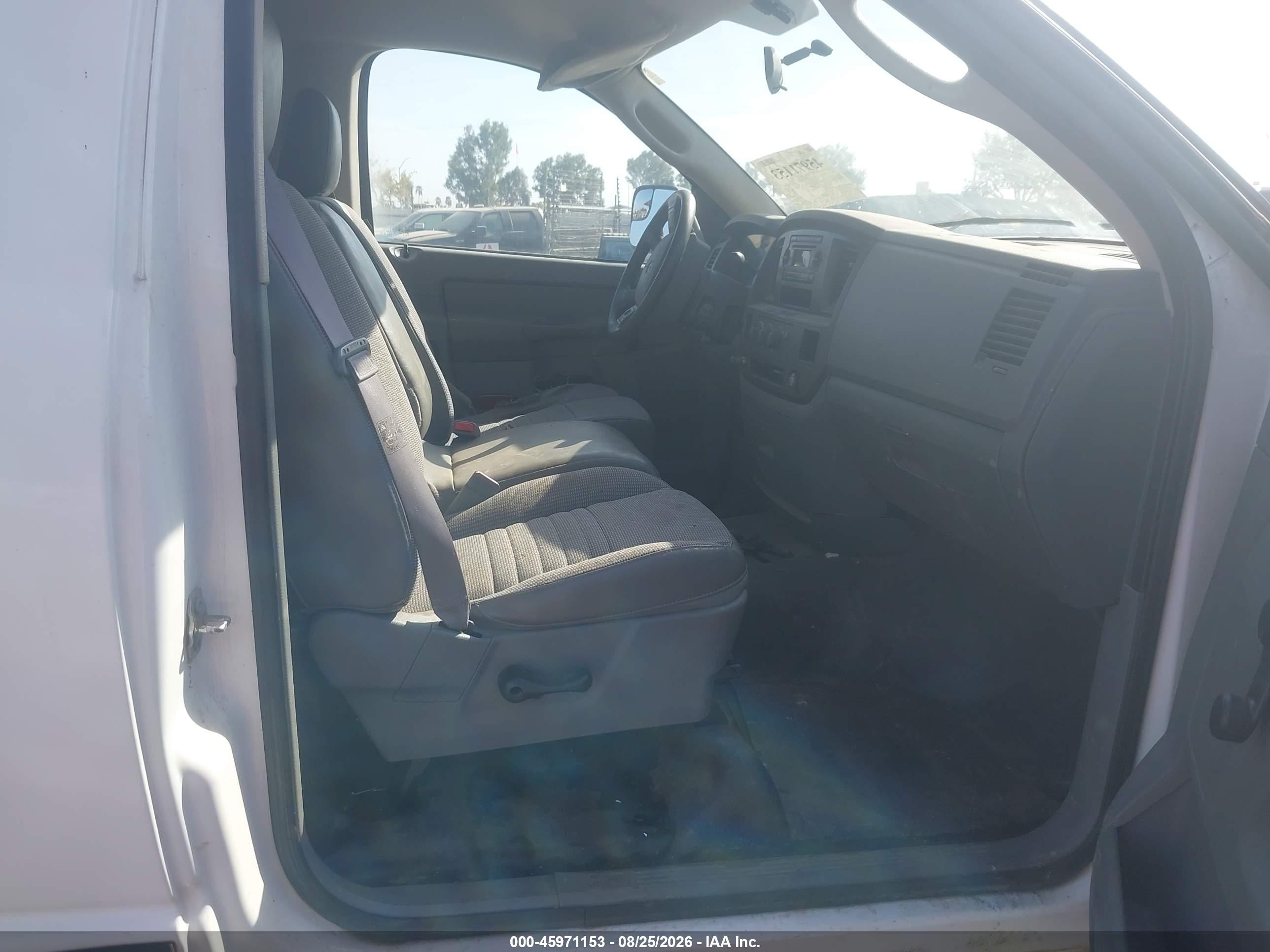 2008 Dodge Ram 1500 St/sxt White vin: 1D3HA16N98J174266