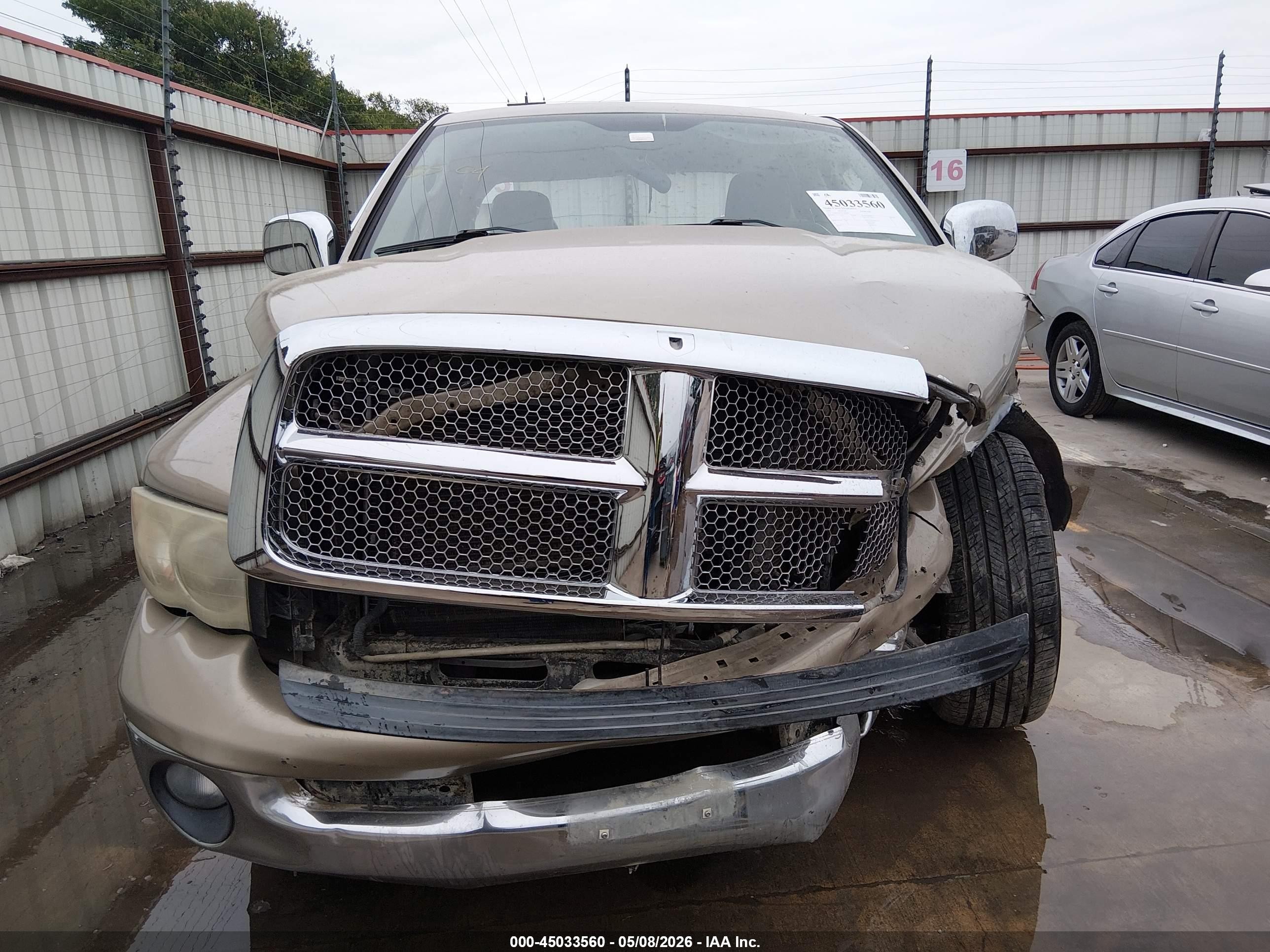 2004 Dodge Ram 1500 Slt/laramie Champagne vin: 1D3HA18D34J189439