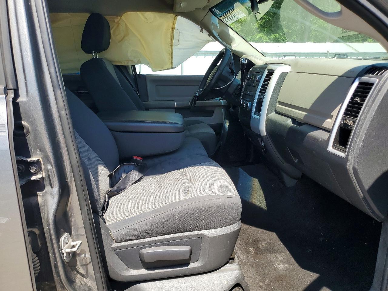 2009 Dodge Ram 1500 Gray vin: 1D3HB13P39S717335