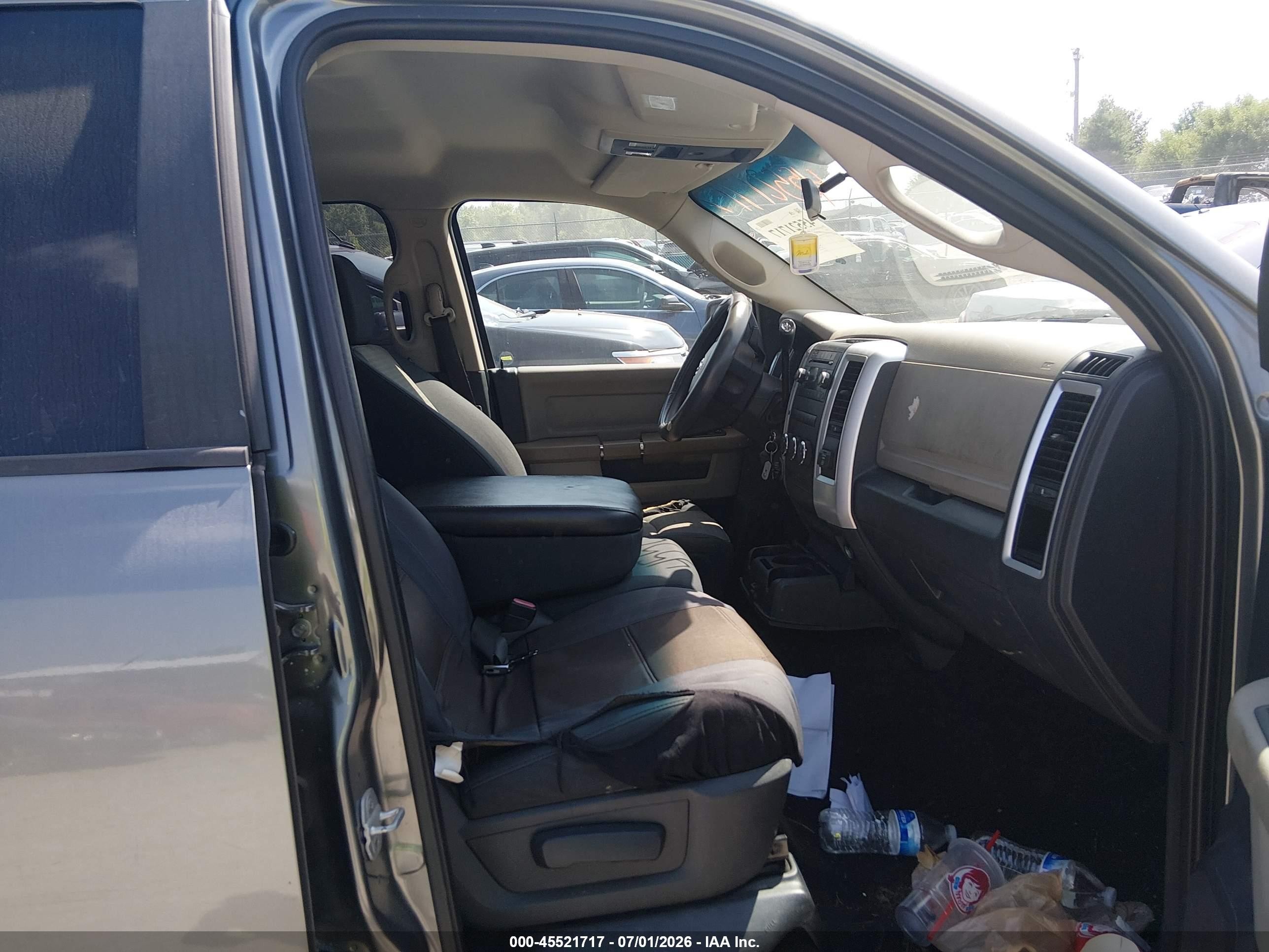 2009 Dodge Ram 1500 Slt/sport/trx Серебряный vin: 1D3HB13P39S738234