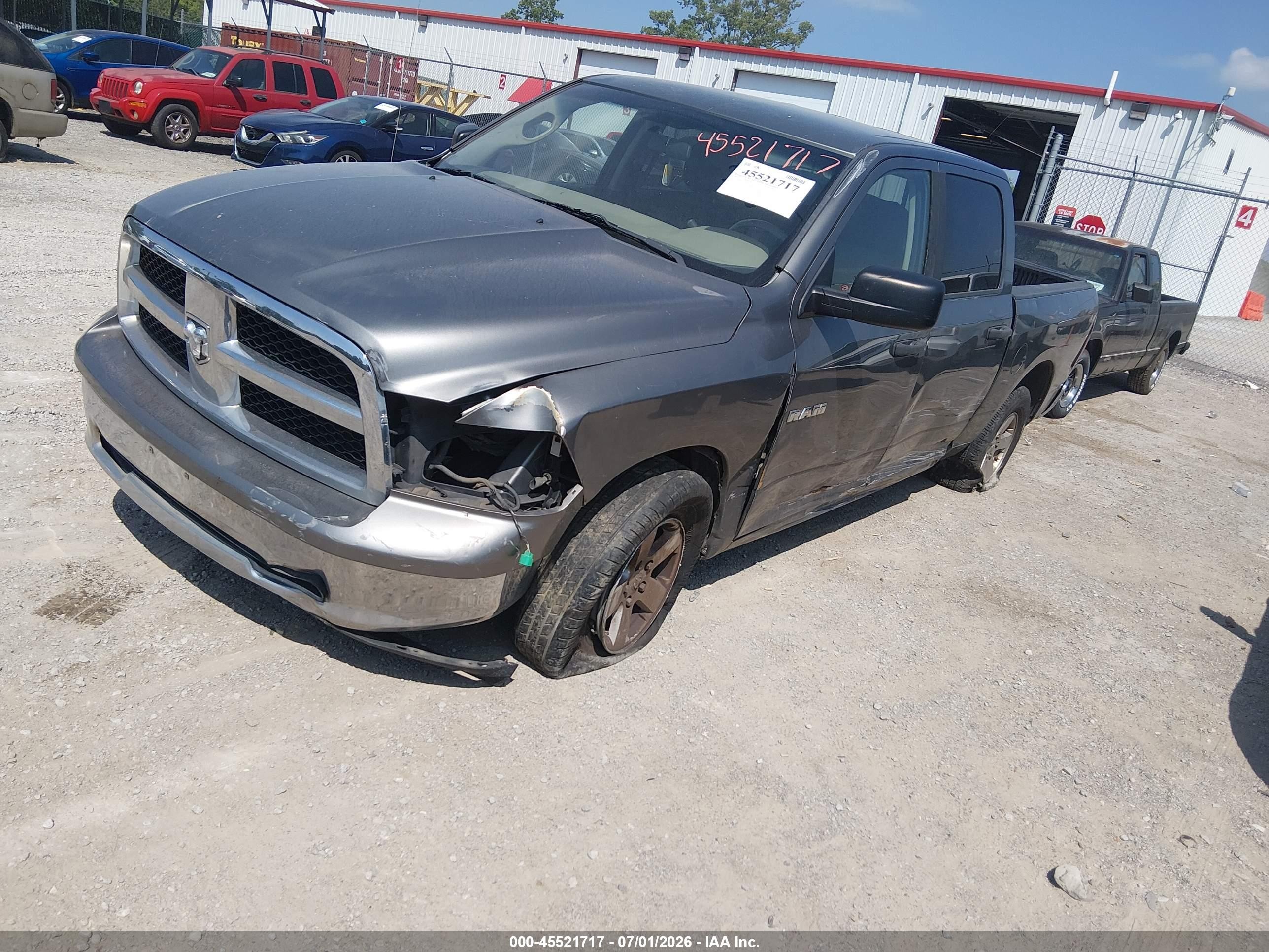 2009 Dodge Ram 1500 Slt/sport/trx Серебряный vin: 1D3HB13P39S738234
