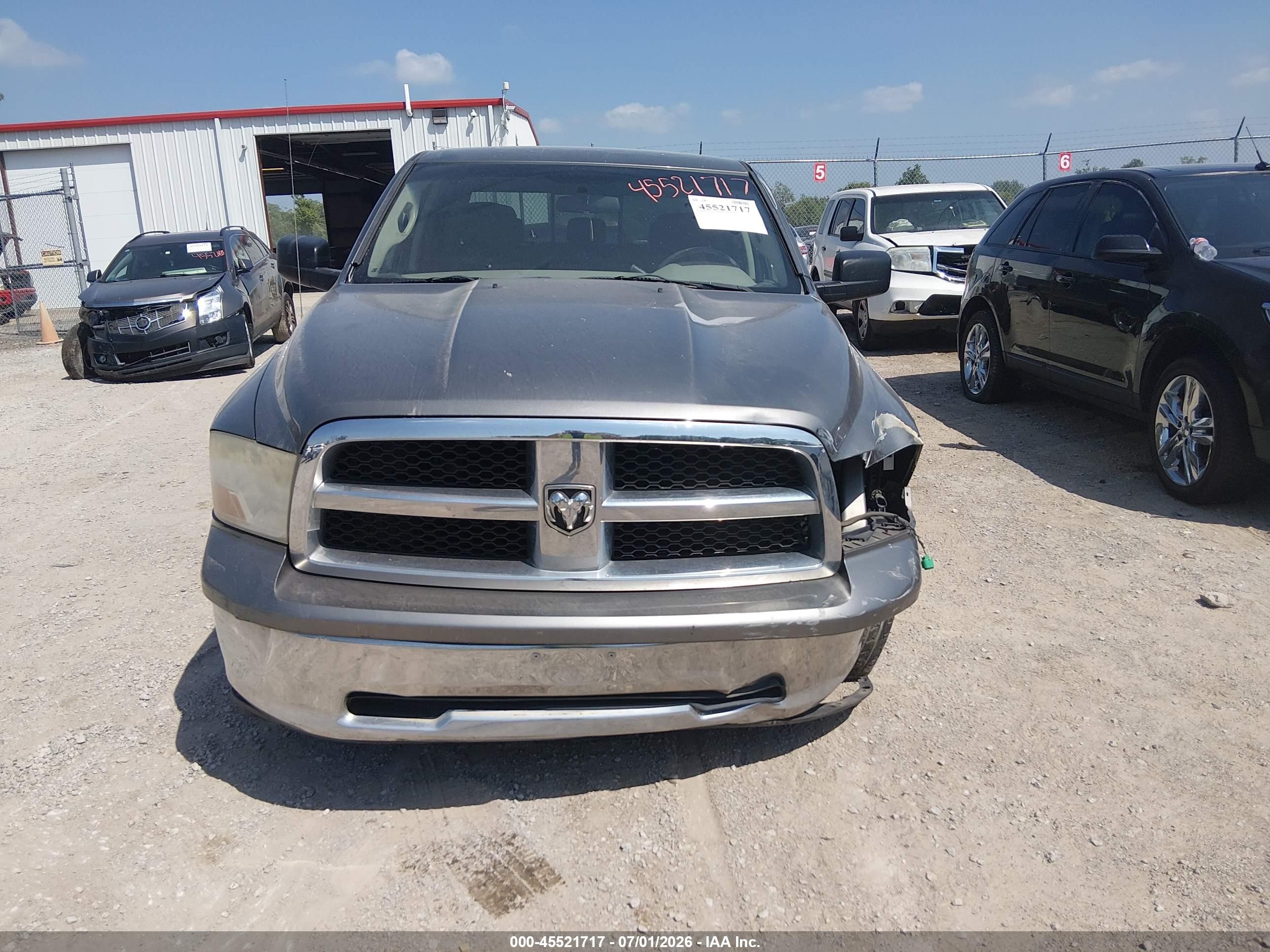 2009 Dodge Ram 1500 Slt/sport/trx Серебряный vin: 1D3HB13P39S738234