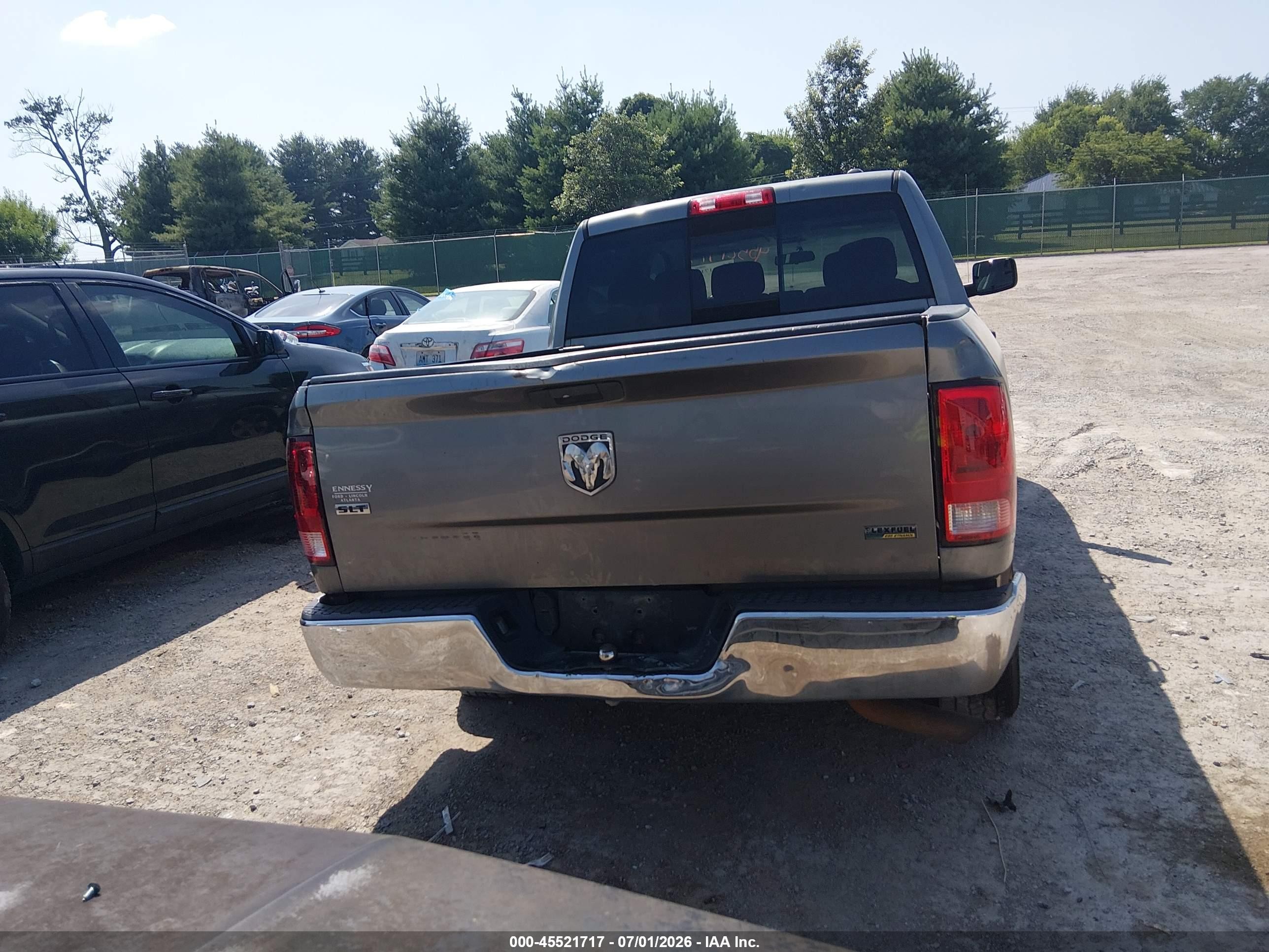 2009 Dodge Ram 1500 Slt/sport/trx Серебряный vin: 1D3HB13P39S738234