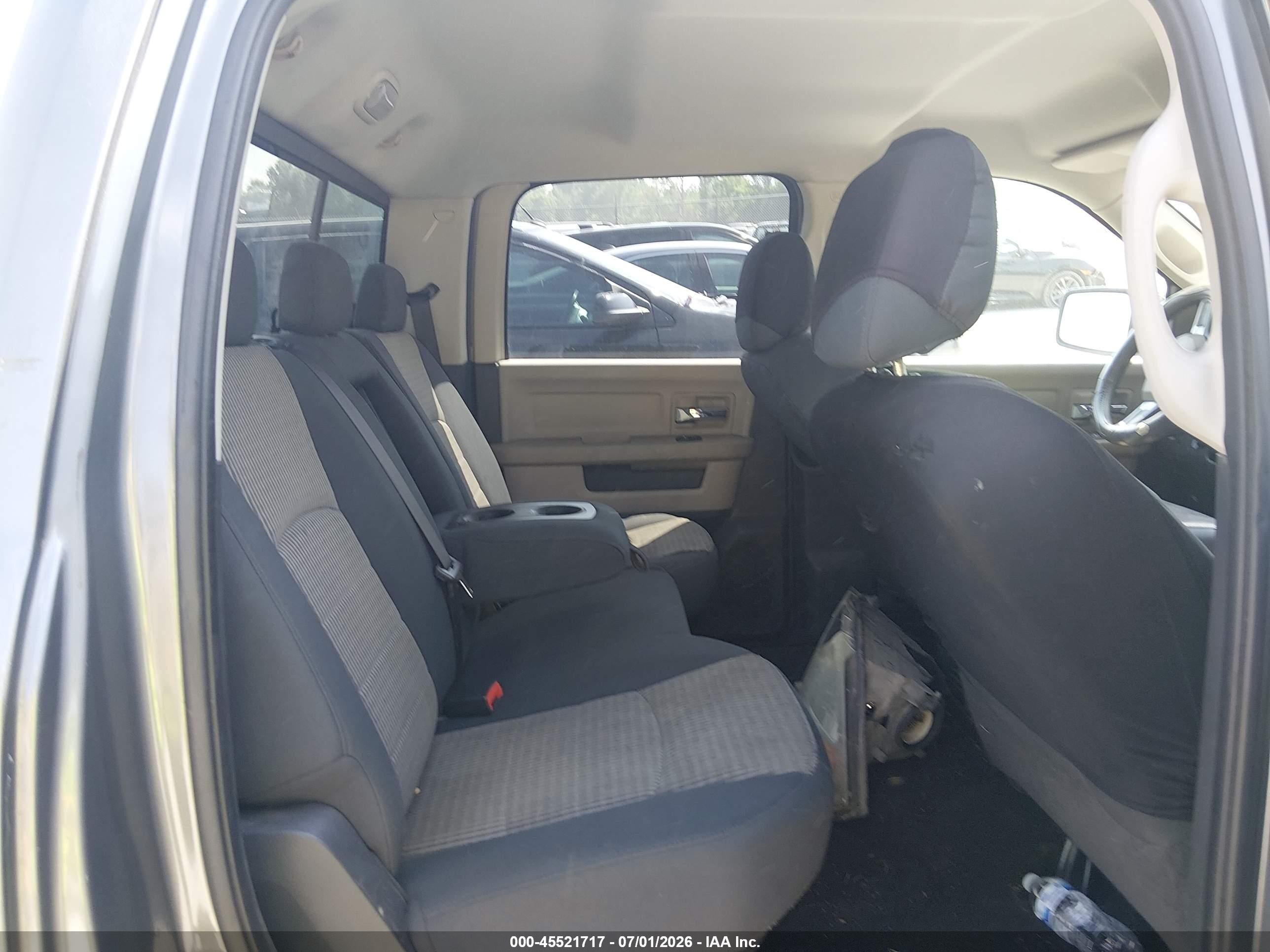 2009 Dodge Ram 1500 Slt/sport/trx Серебряный vin: 1D3HB13P39S738234