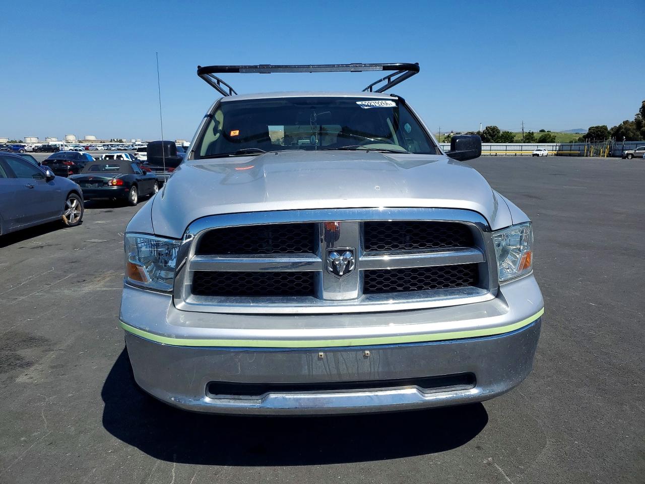2009 Dodge Ram 1500 Серебряный vin: 1D3HB13P59J507048