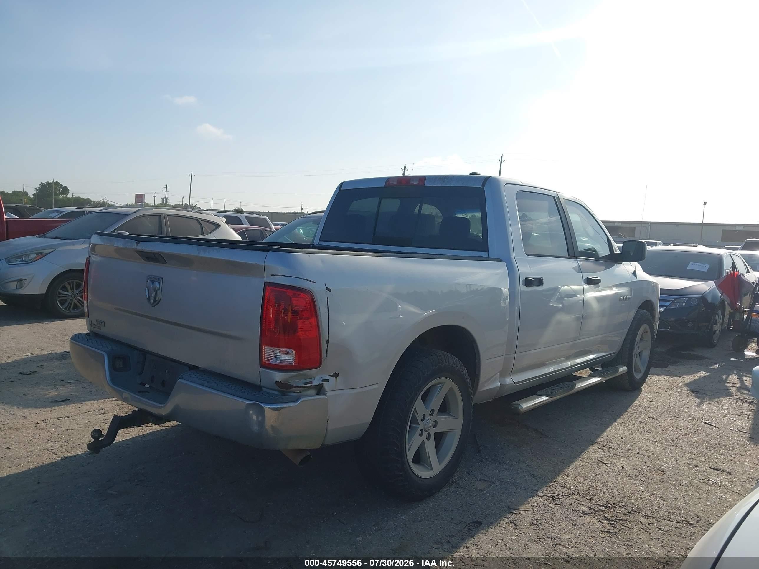 2009 Dodge Ram 1500 Slt/sport/trx Серебряный vin: 1D3HB13P69S700528