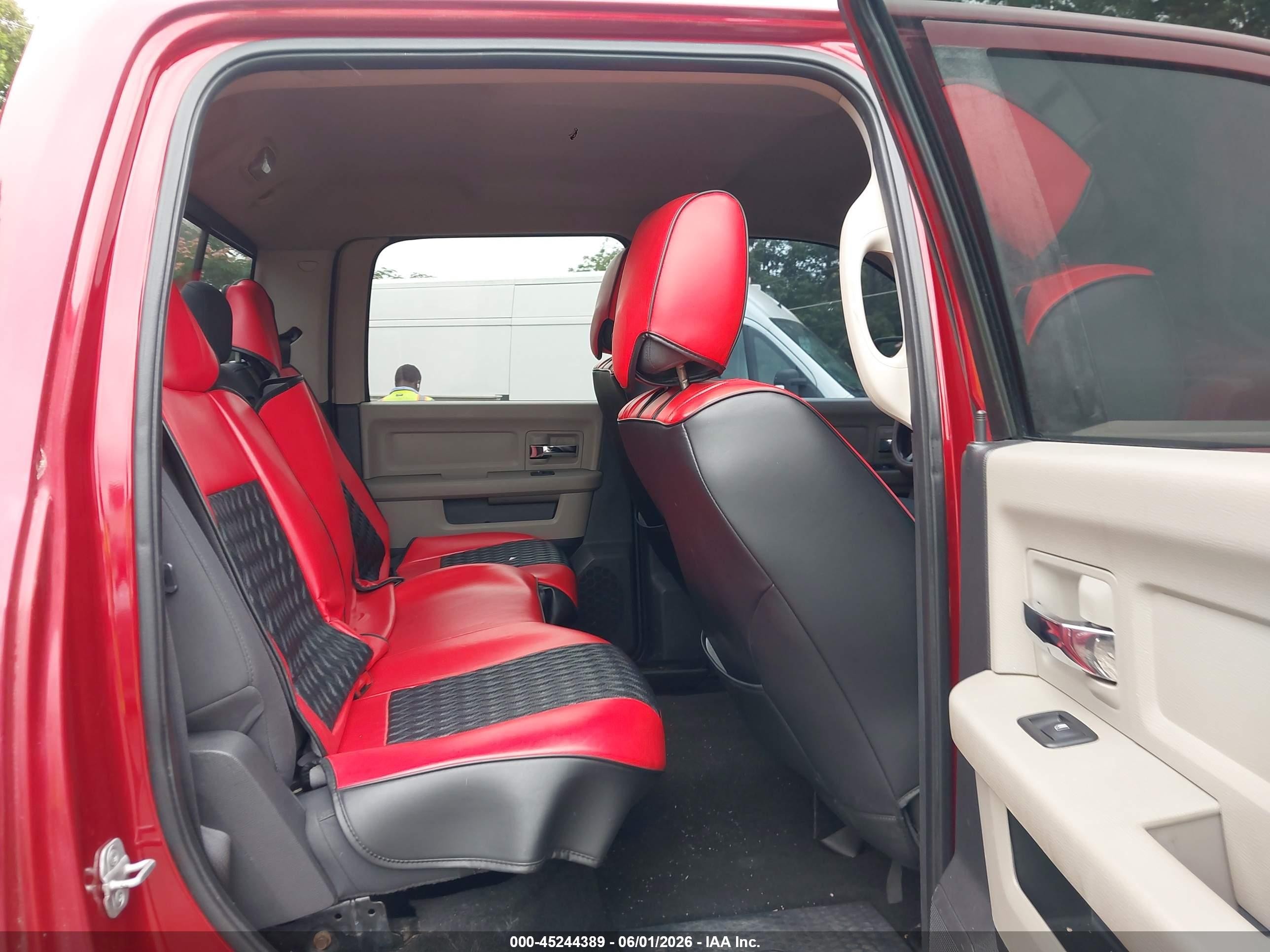 2009 Dodge Ram 1500 Slt/sport/trx Red vin: 1D3HB13PX9S727571