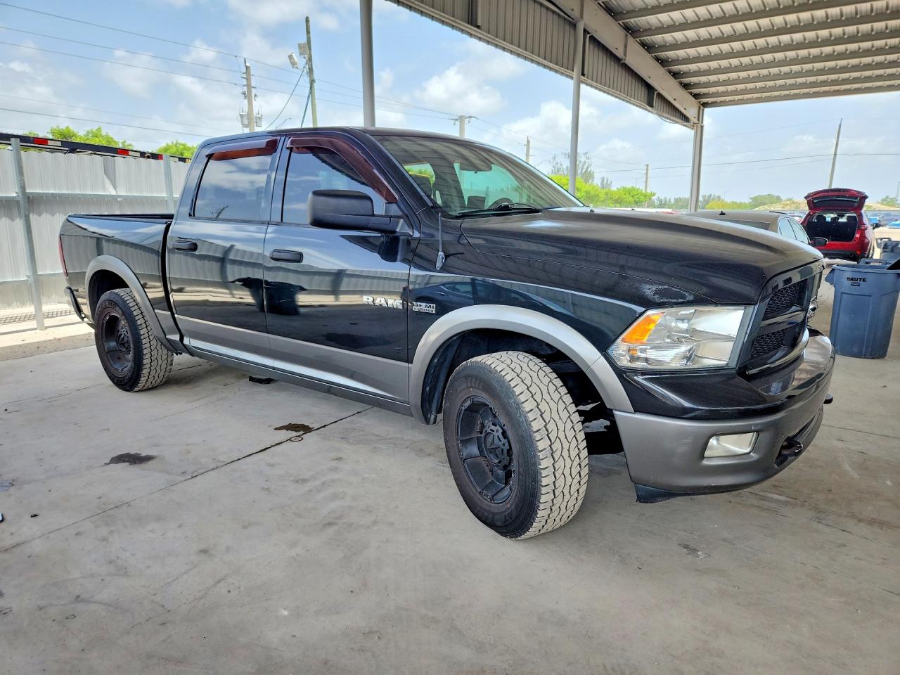 2009 Dodge Ram 1500 Black vin: 1D3HB13T09S748183