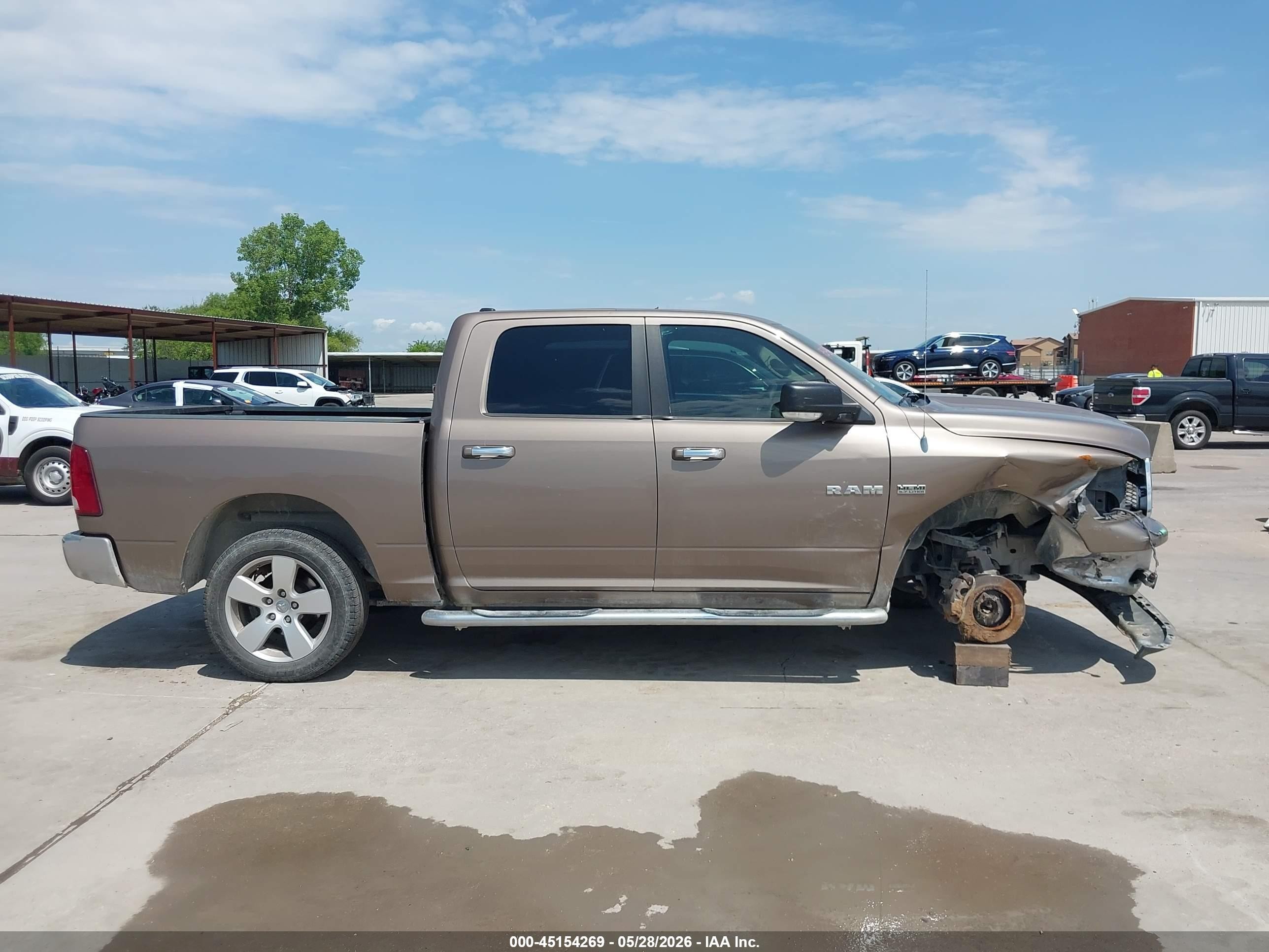 2009 Dodge Ram 1500 Slt/sport/trx Коричневый vin: 1D3HB13T09S752511