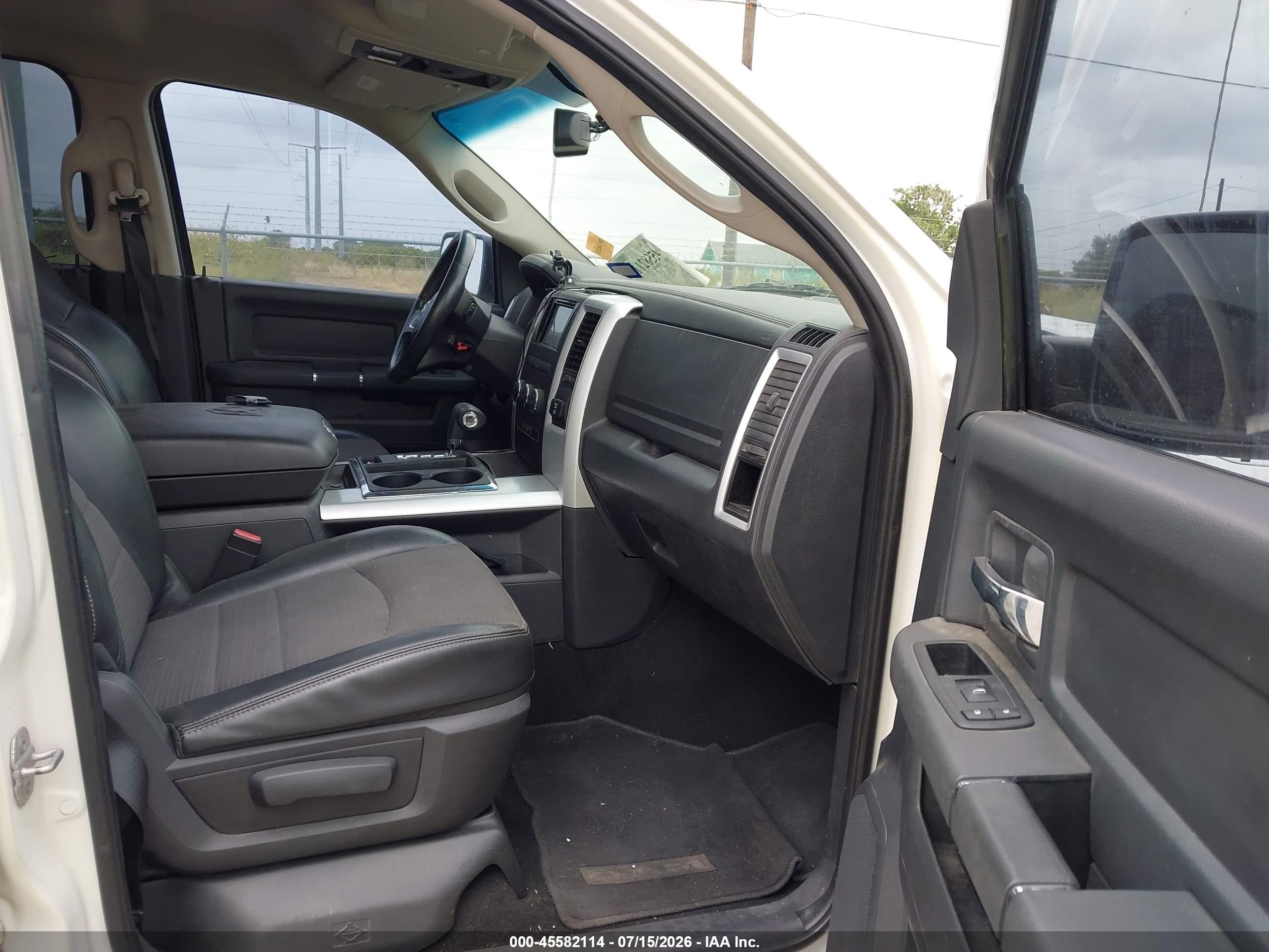 2009 Dodge Ram 1500 Slt/sport/trx White vin: 1D3HB13T19S760309