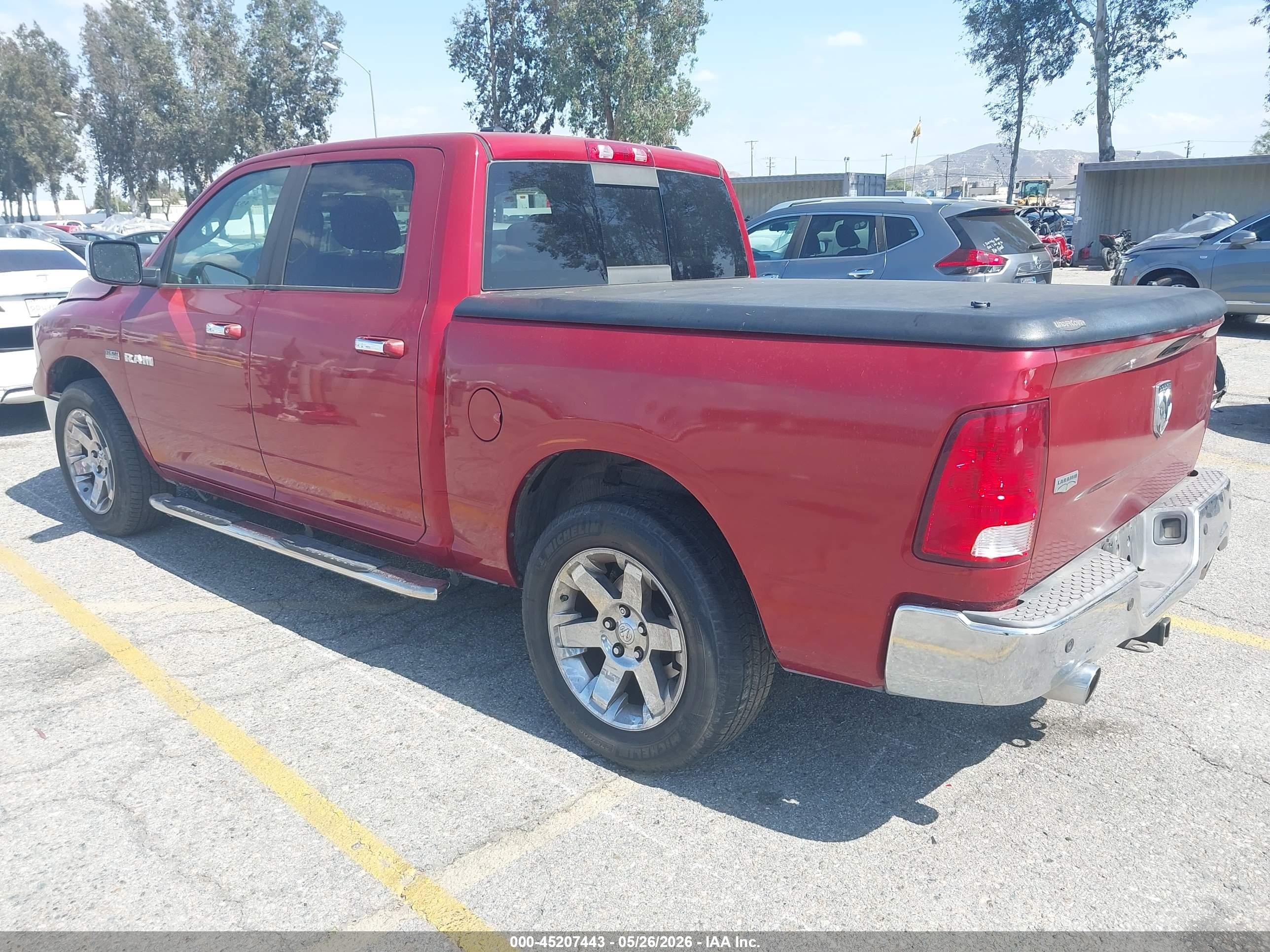 2009 Dodge Ram 1500 Laramie Red vin: 1D3HB13T29S748413