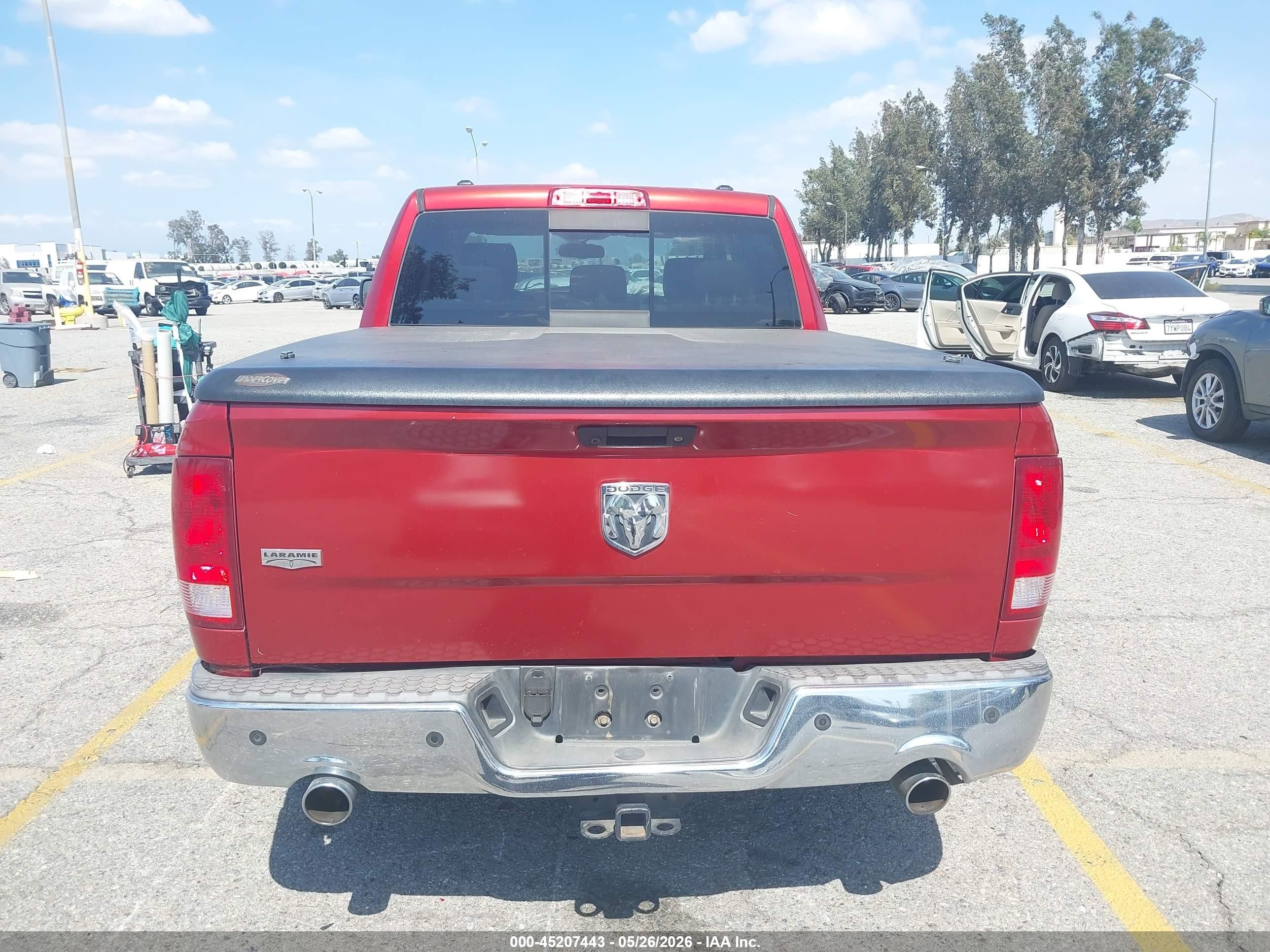 2009 Dodge Ram 1500 Laramie Red vin: 1D3HB13T29S748413