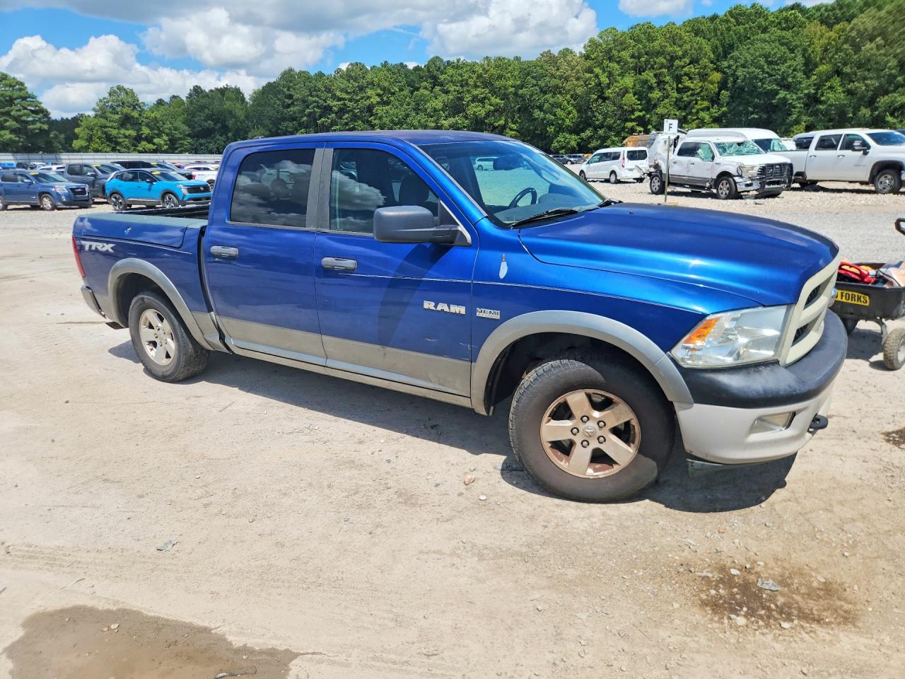 2009 Dodge Ram 1500 Blue vin: 1D3HB13T39J525707