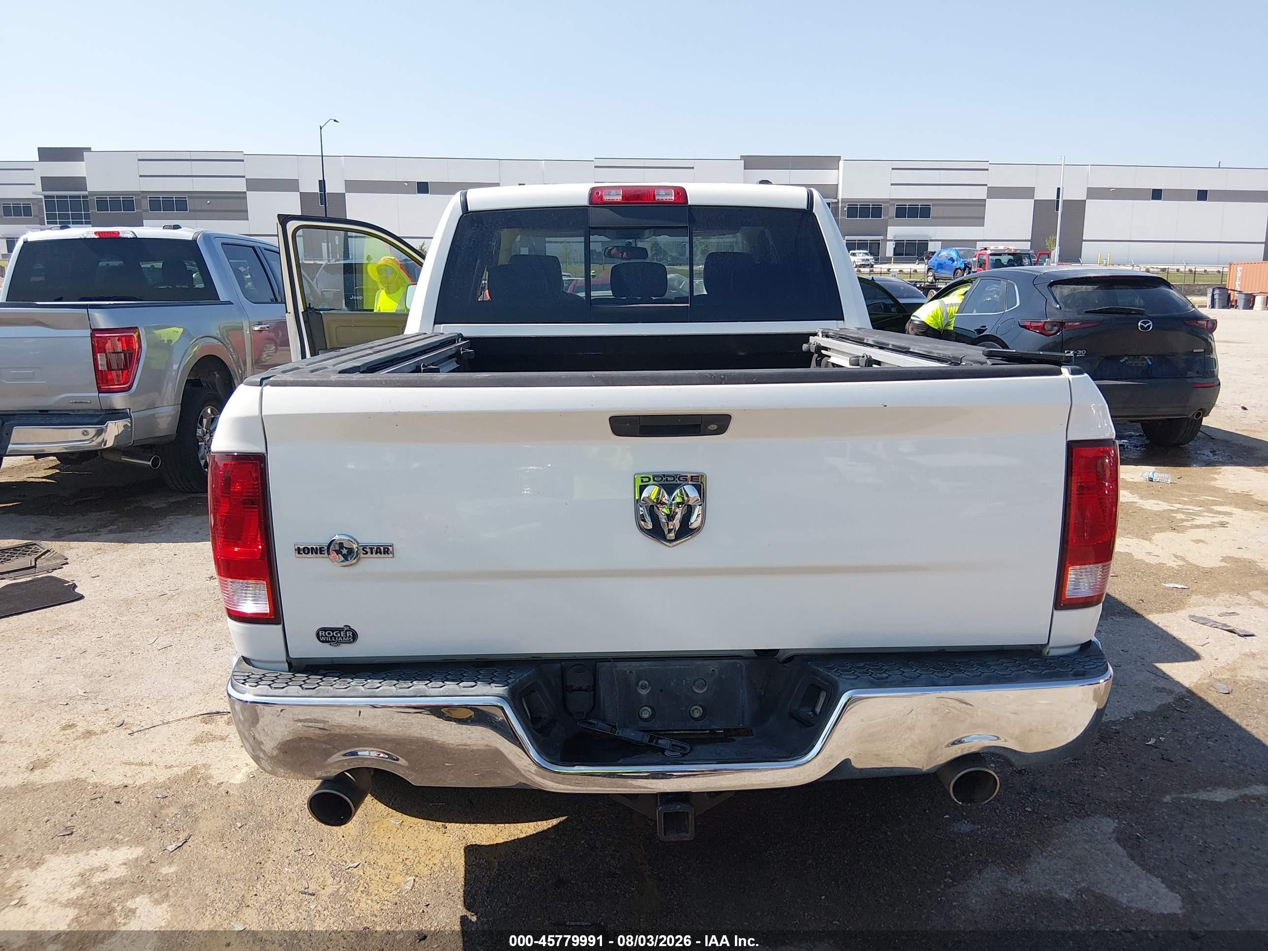 2009 Dodge Ram 1500 Slt/sport/trx White vin: 1D3HB13T49J514795