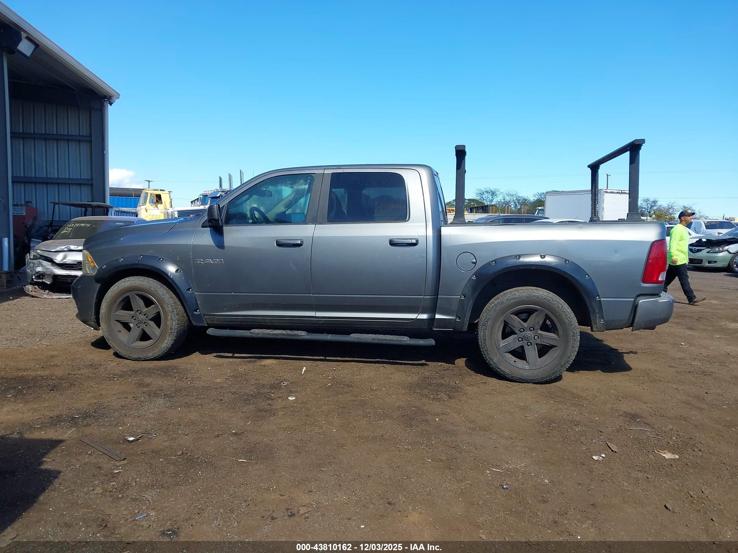2009 Dodge Ram 1500 Slt/sport/trx Gray vin: 1D3HB13T59S798724