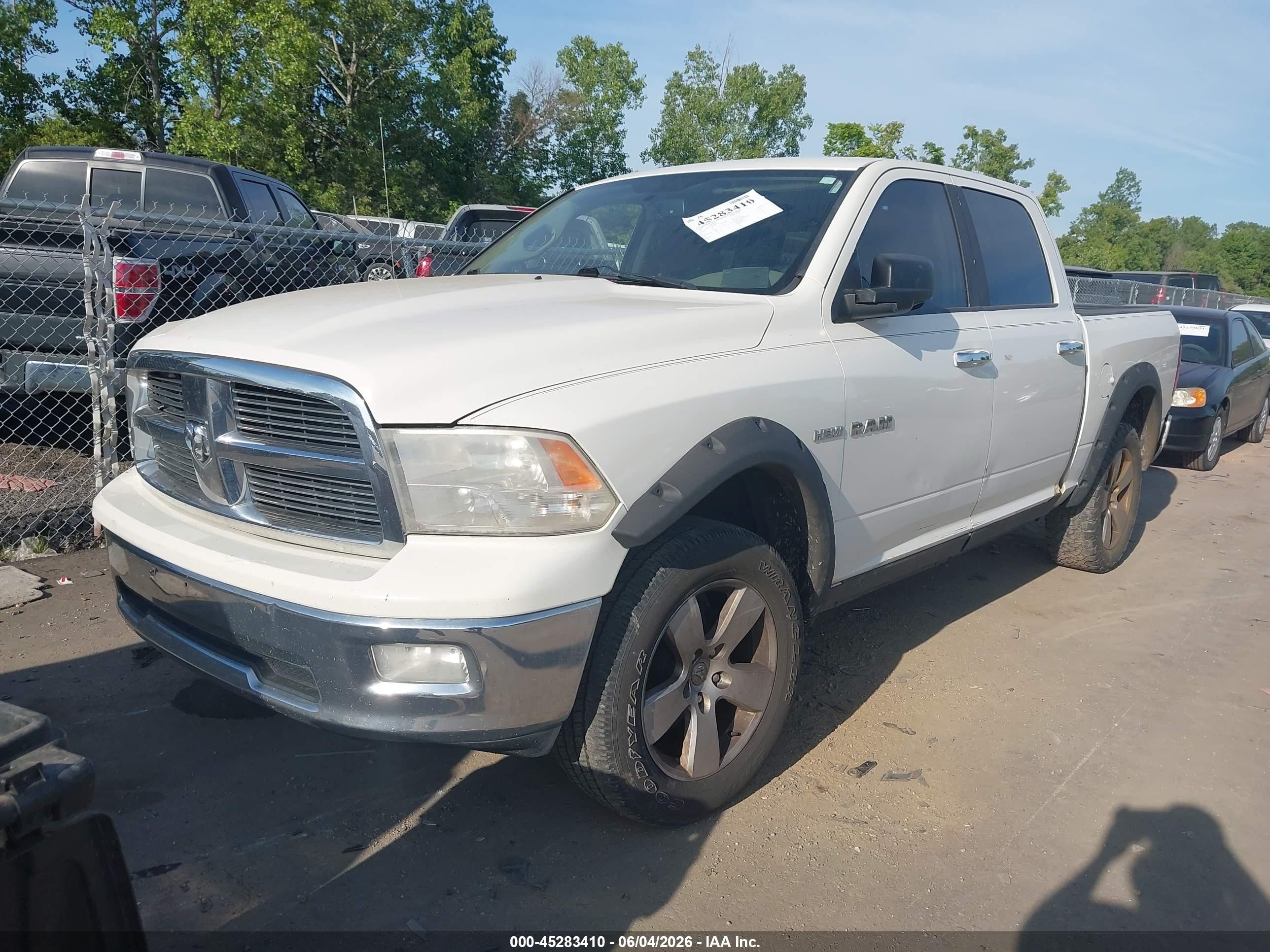 2009 Dodge Ram 1500 Slt/sport/trx White vin: 1D3HB13T89S807741