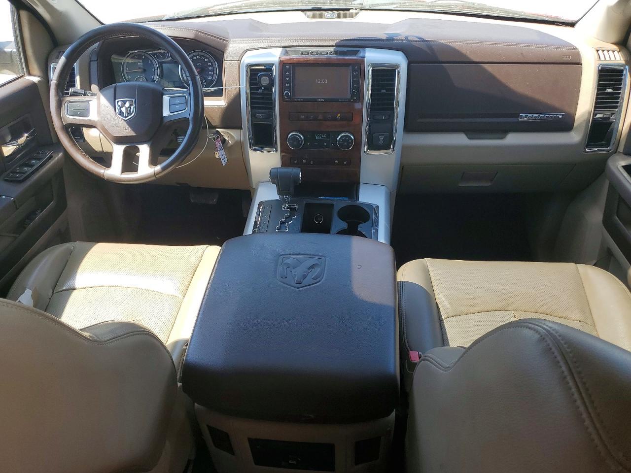 2009 Dodge Ram 1500 Two Tone vin: 1D3HB13TX9J524649