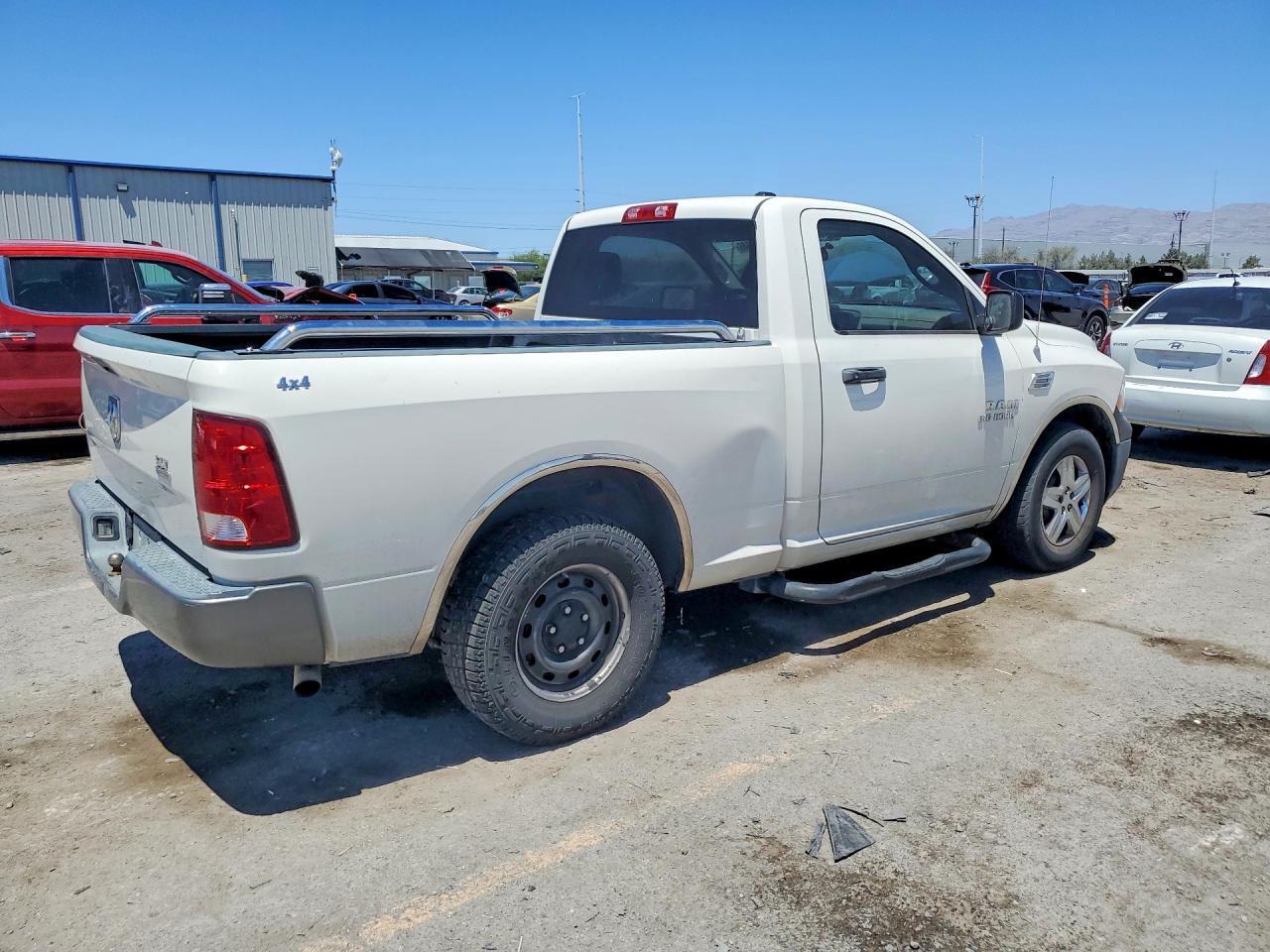 2009 Dodge Ram 1500 White vin: 1D3HB16K29J500655