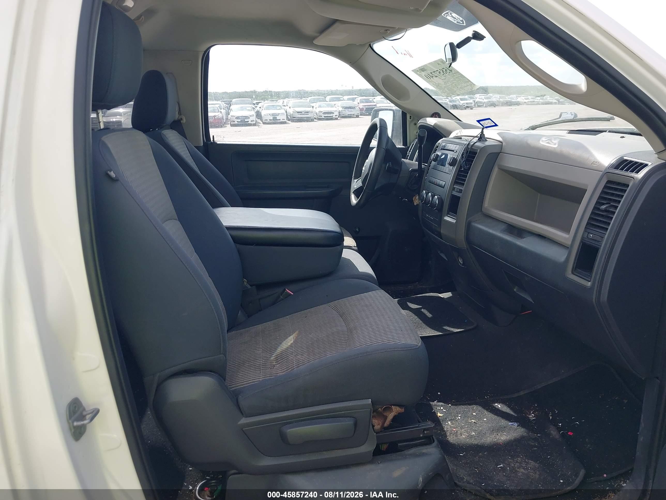 2009 Dodge Ram 1500 St White vin: 1D3HB16K99J502449
