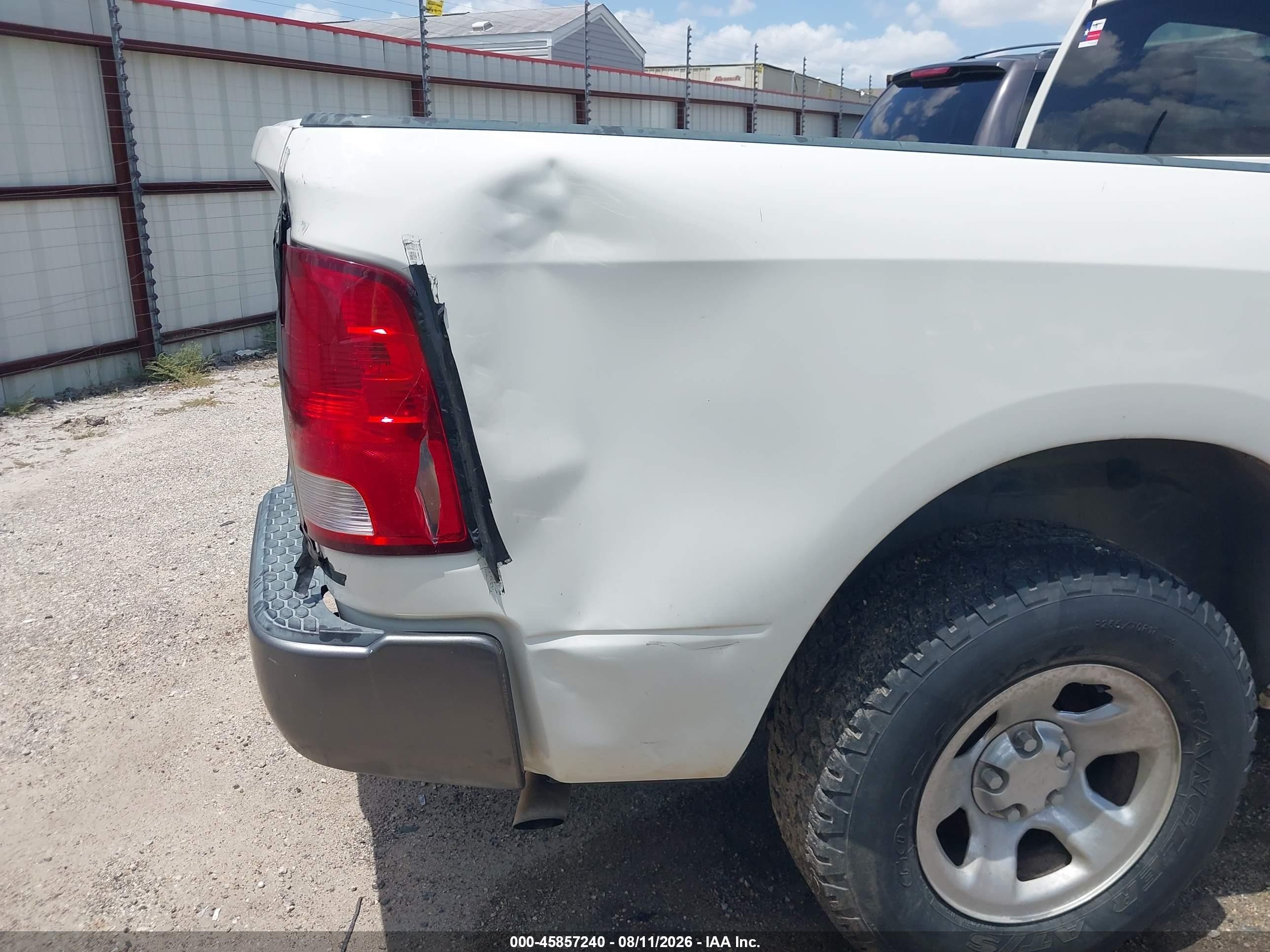 2009 Dodge Ram 1500 St White vin: 1D3HB16K99J502449
