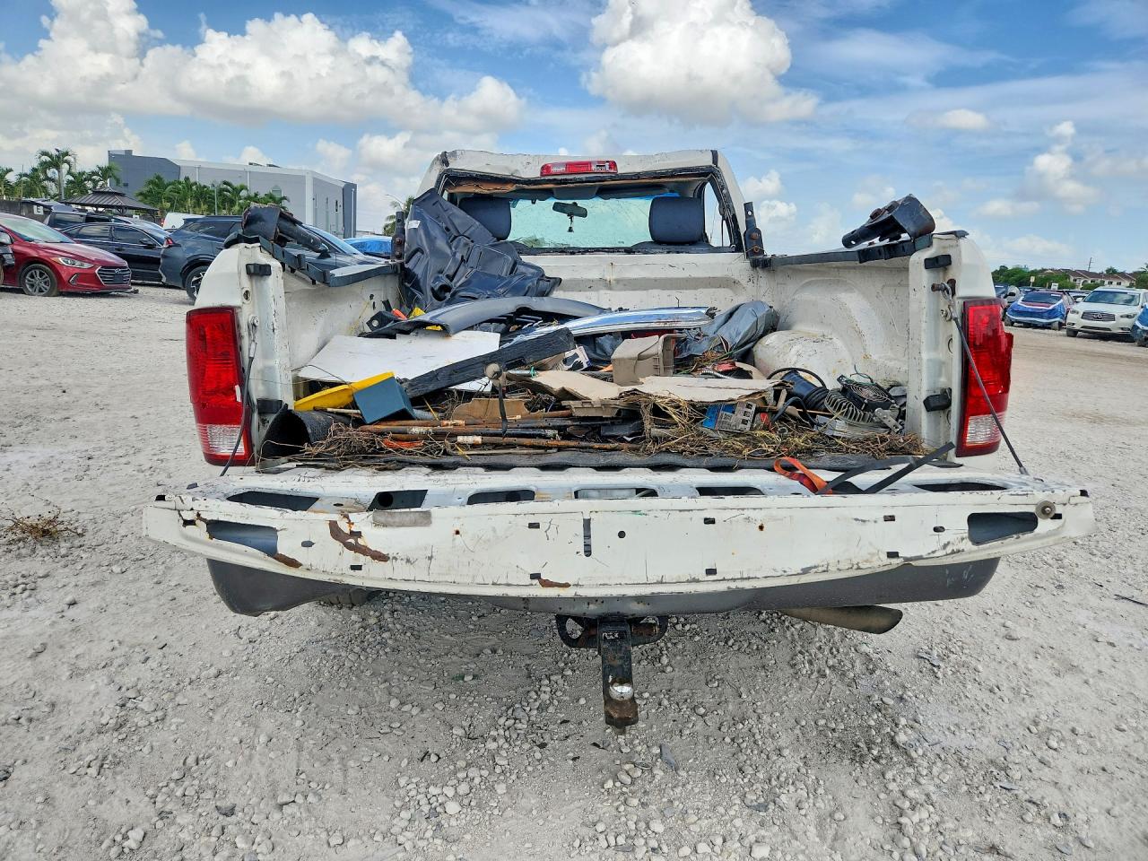 2009 Dodge Ram 1500 White vin: 1D3HB16K99J503536