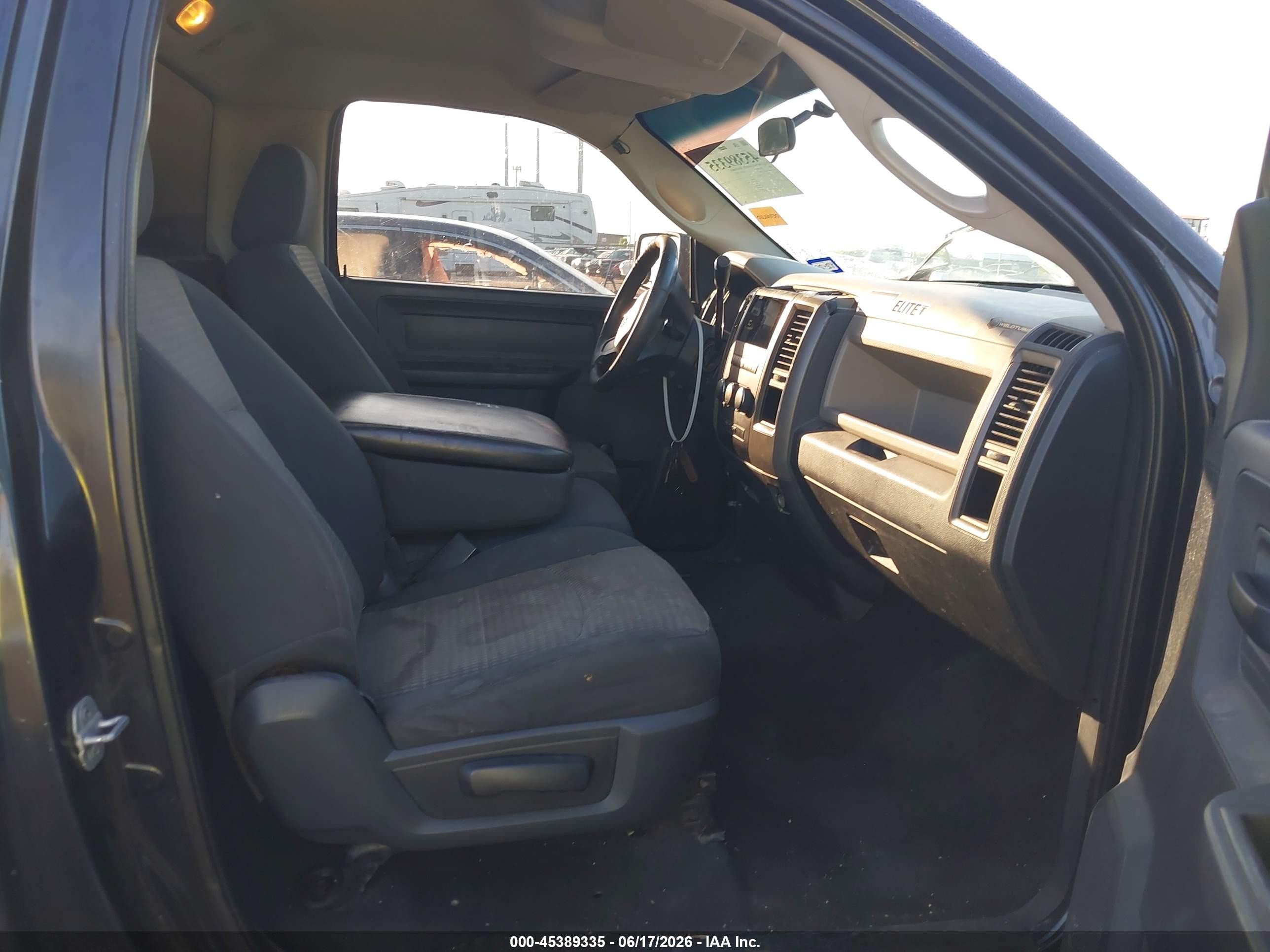 2009 Dodge Ram 1500 St Black vin: 1D3HB16KX9J519812