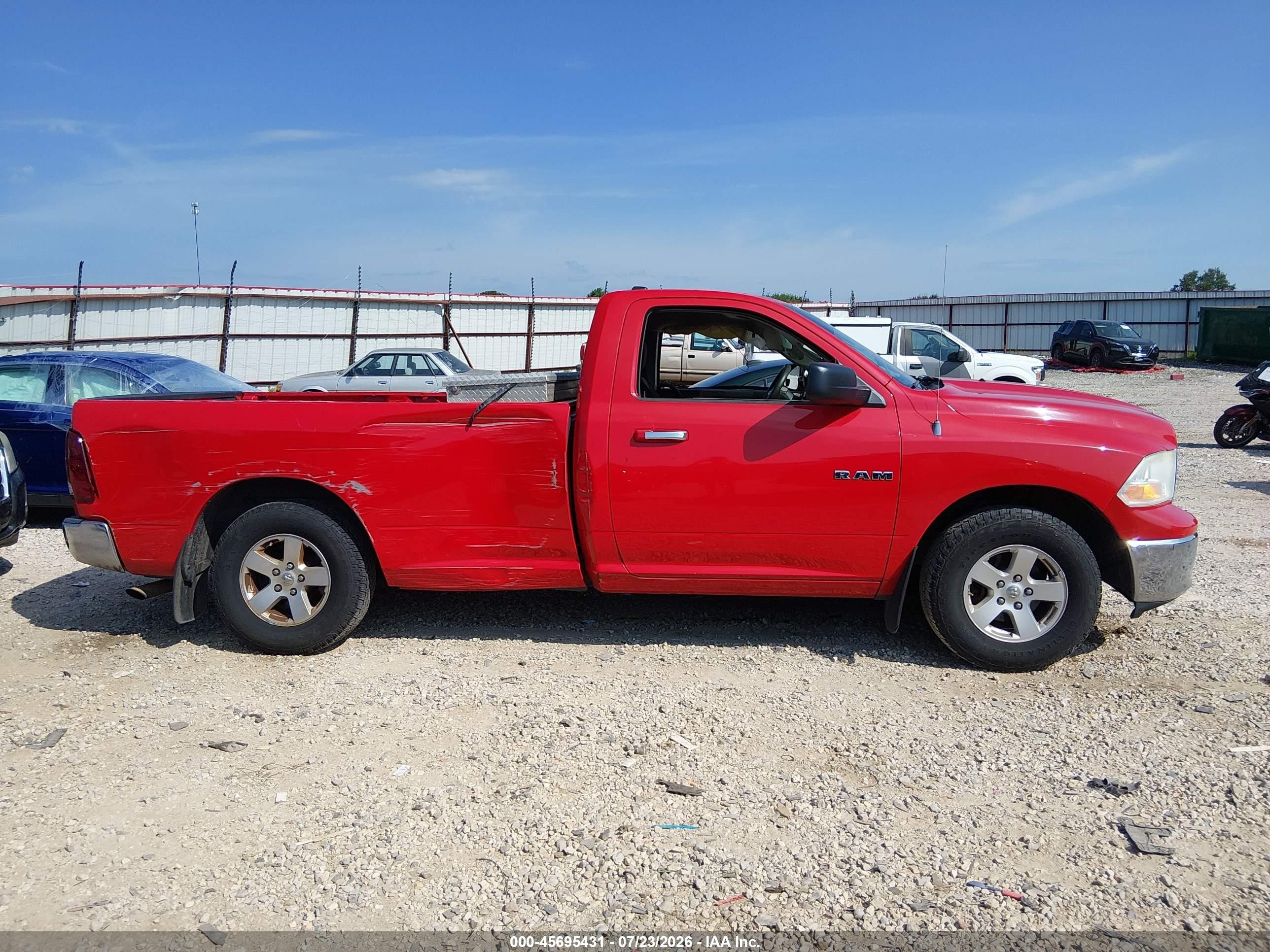 2009 Dodge Ram 1500 Slt/trx Red vin: 1D3HB16P89J523059