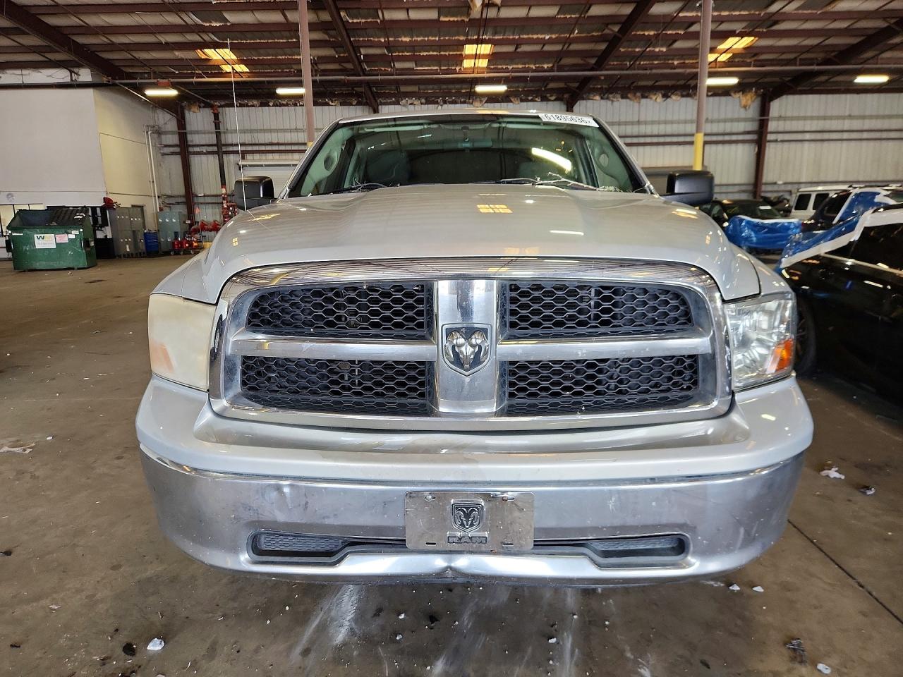 2009 Dodge Ram 1500 Серебряный vin: 1D3HB16P99J518484