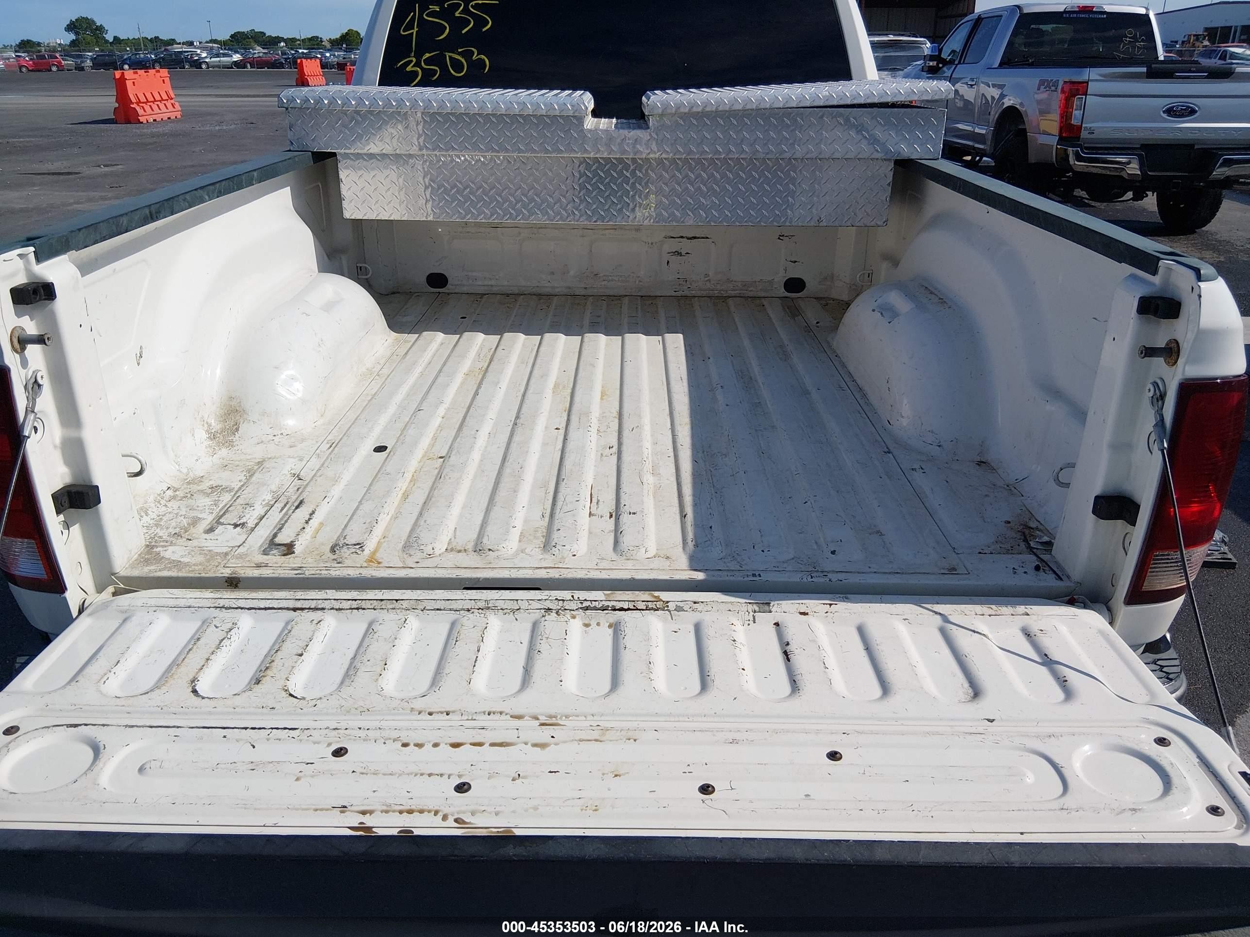 2009 Dodge Ram 1500 St White vin: 1D3HB16T79J516780