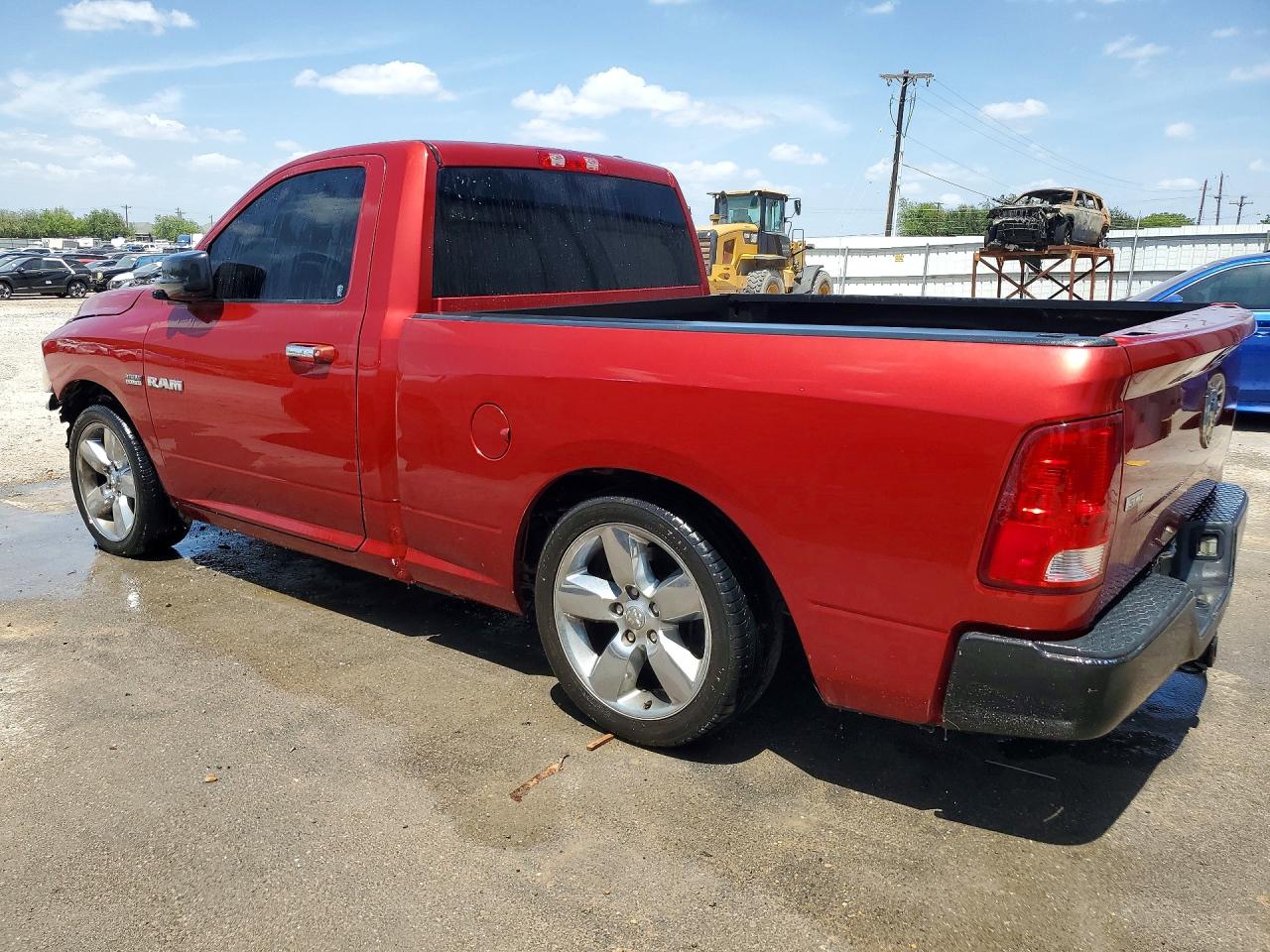 2009 Dodge Ram 1500 Red vin: 1D3HB16T99J524475