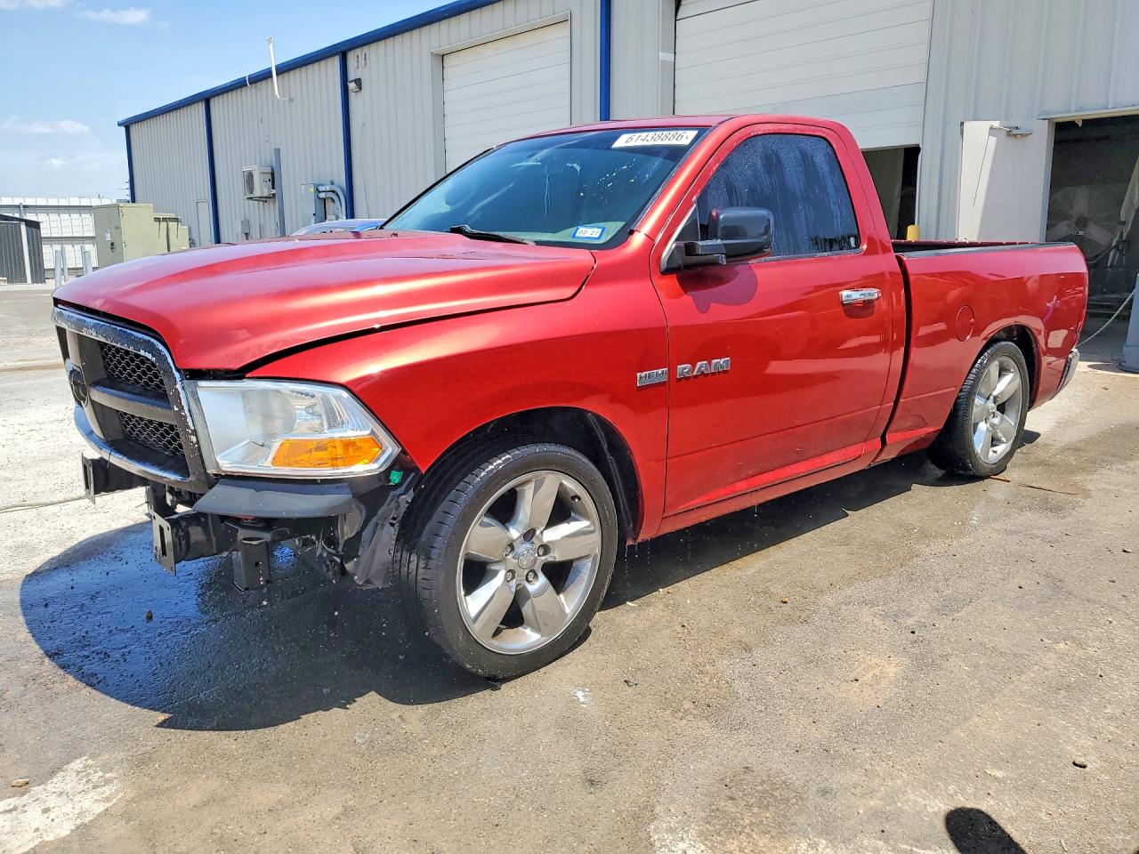 2009 Dodge Ram 1500 Red vin: 1D3HB16T99J524475