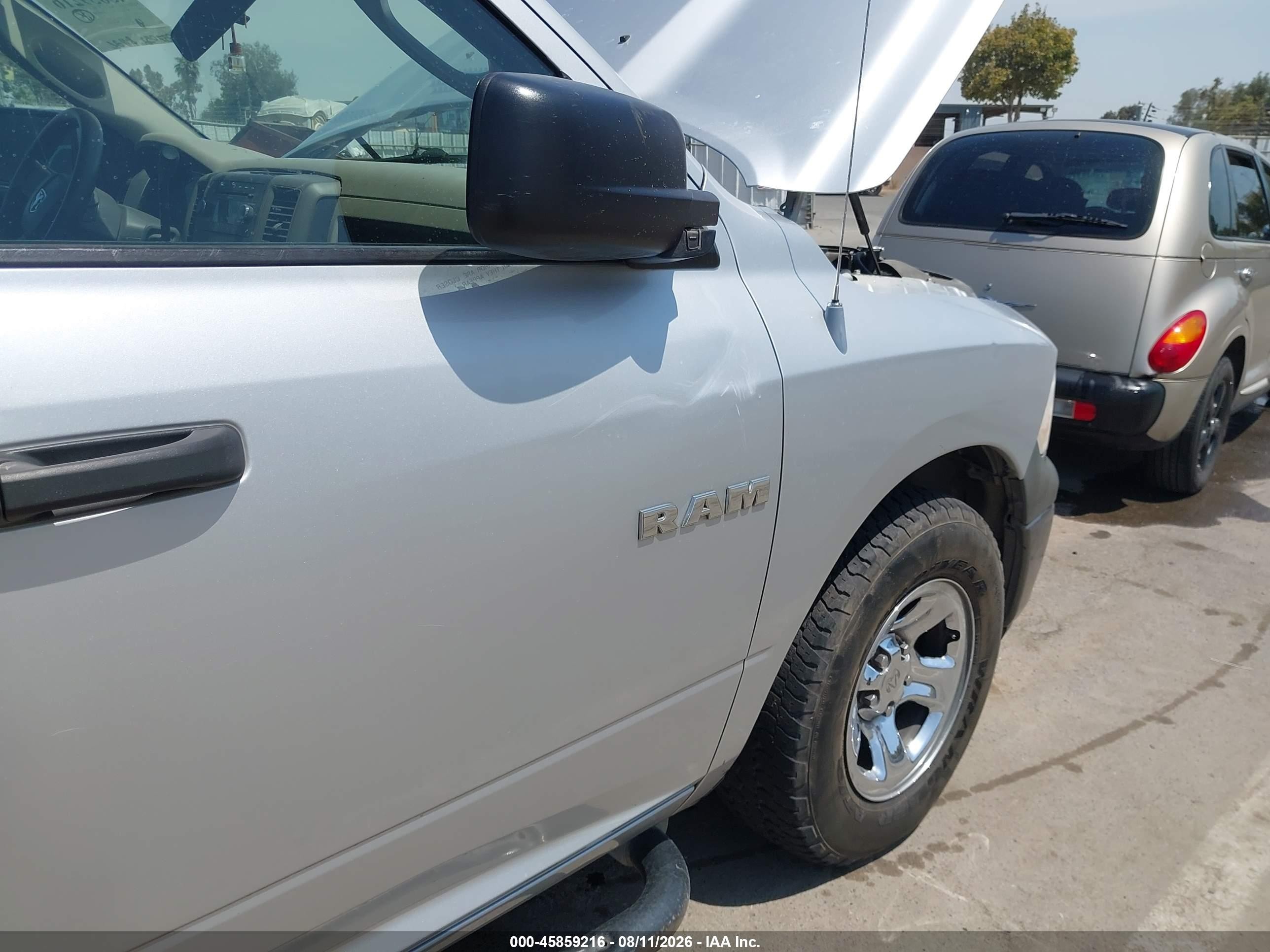 2009 Dodge Ram 1500 St Silver vin: 1D3HB18K29S745964