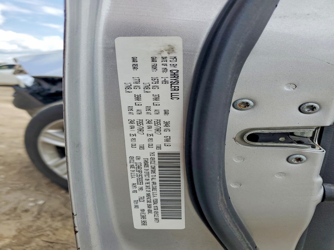 2009 Dodge Ram 1500 Silver vin: 1D3HB18P19S769359