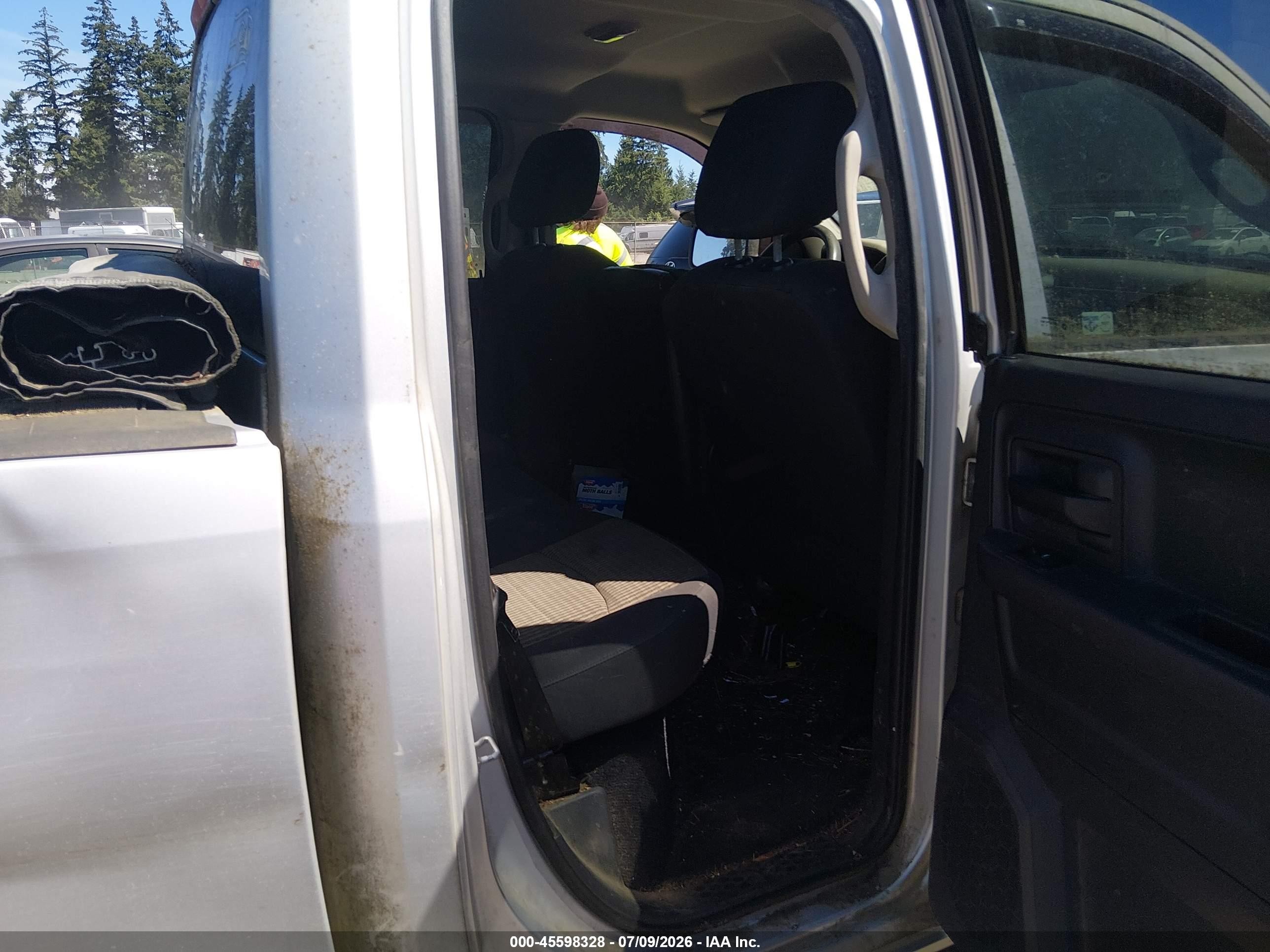 2009 Dodge Ram 1500 St Серебряный vin: 1D3HB18P29S782105