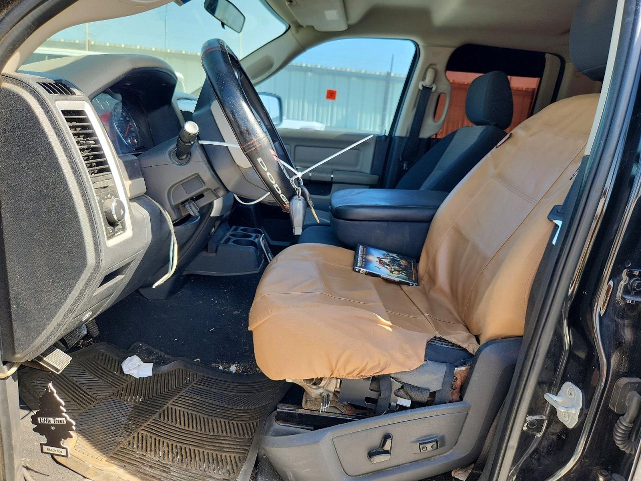 2009 Dodge Ram 1500 Черный vin: 1D3HB18P49S728529