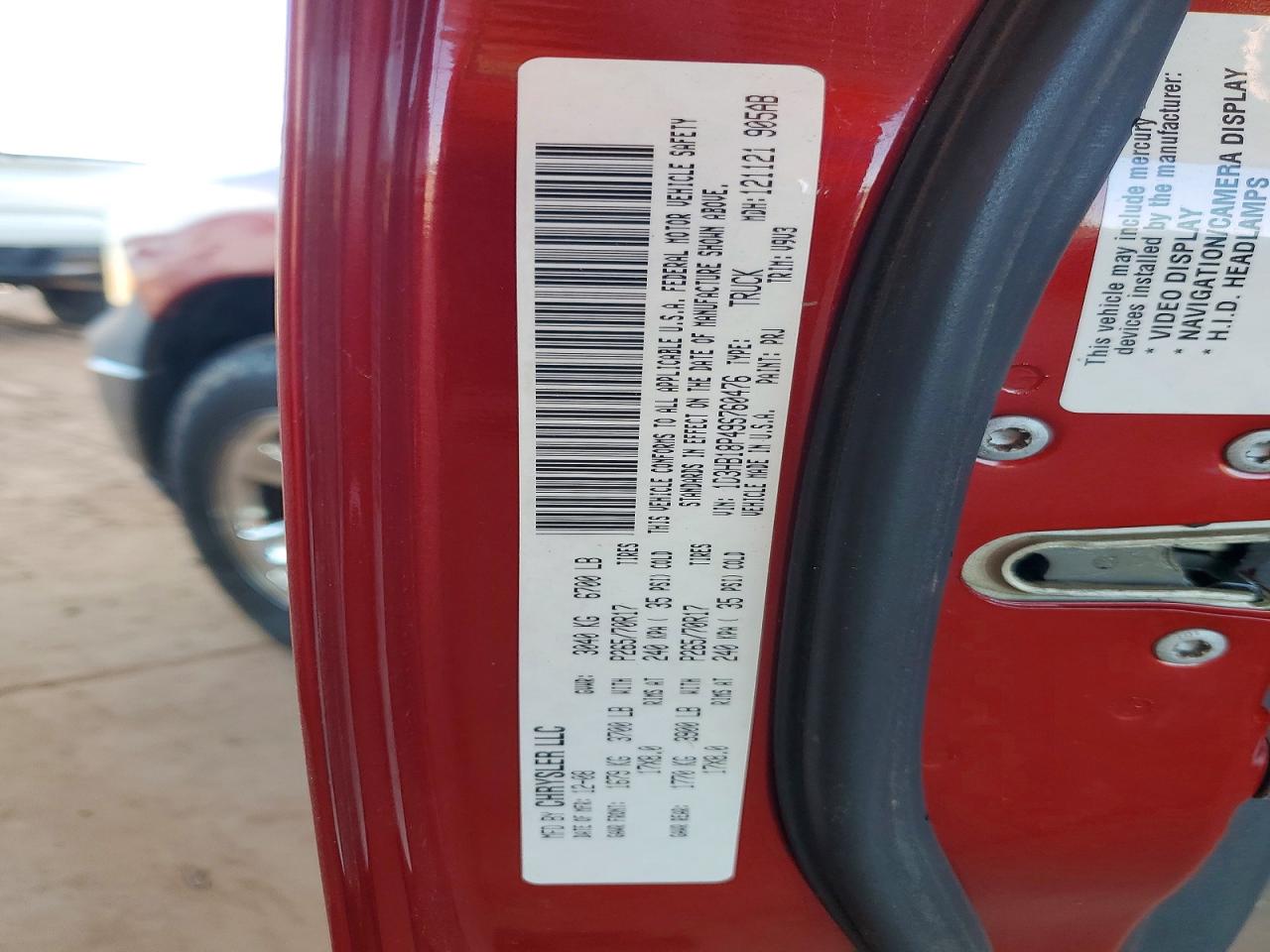 2009 Dodge Ram 1500 Red vin: 1D3HB18P49S760476