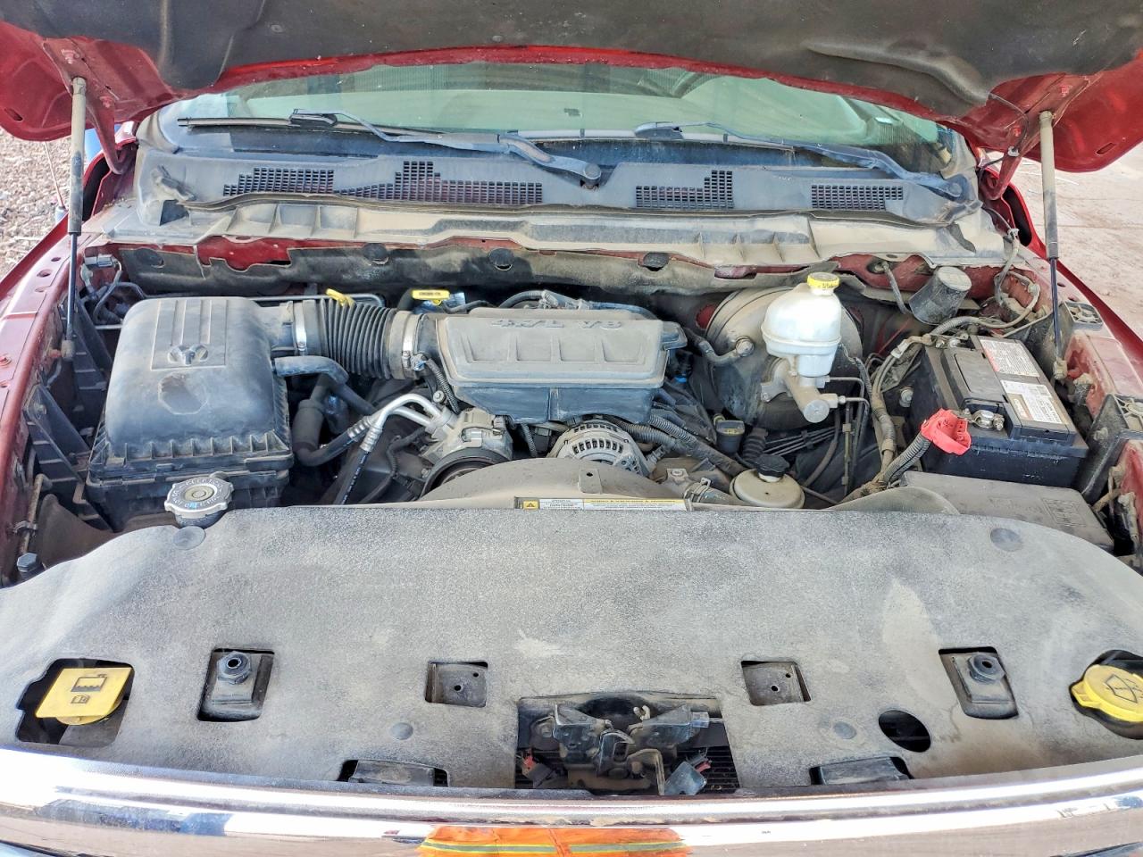 2009 Dodge Ram 1500 Red vin: 1D3HB18P49S760476