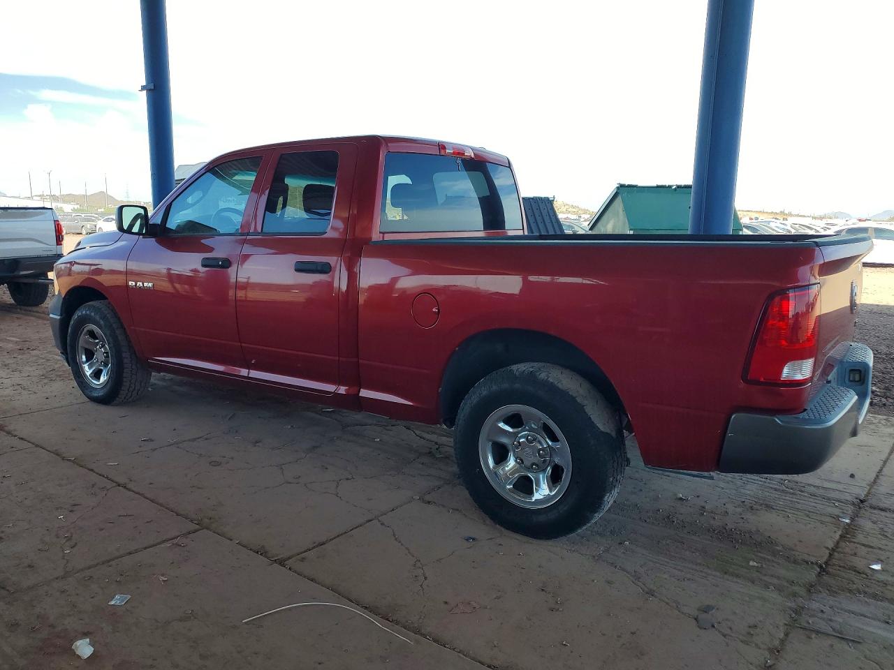 2009 Dodge Ram 1500 Red vin: 1D3HB18P49S760476