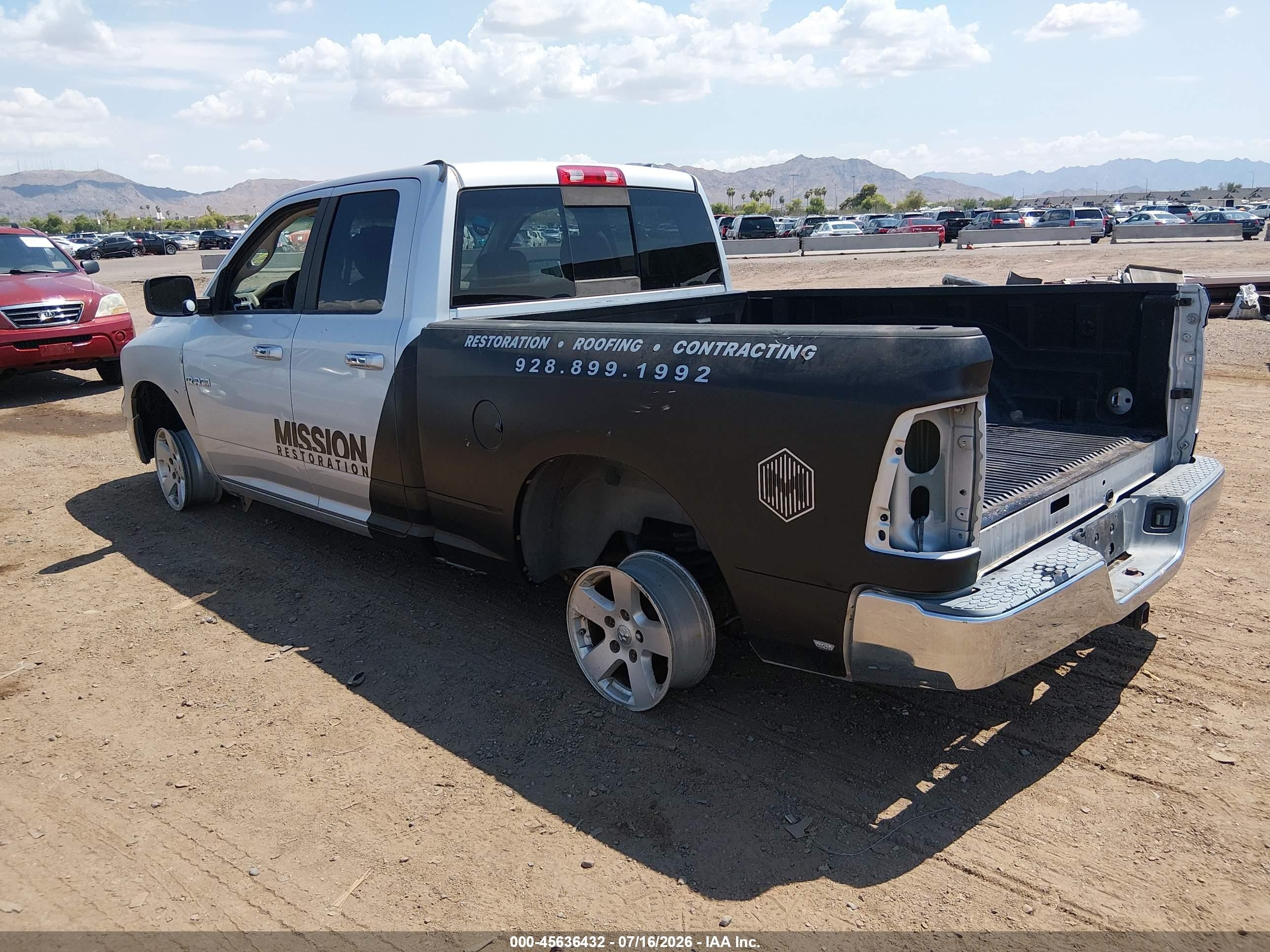 2009 Dodge Ram 1500 Slt/sport/trx Серебряный vin: 1D3HB18P49S796636