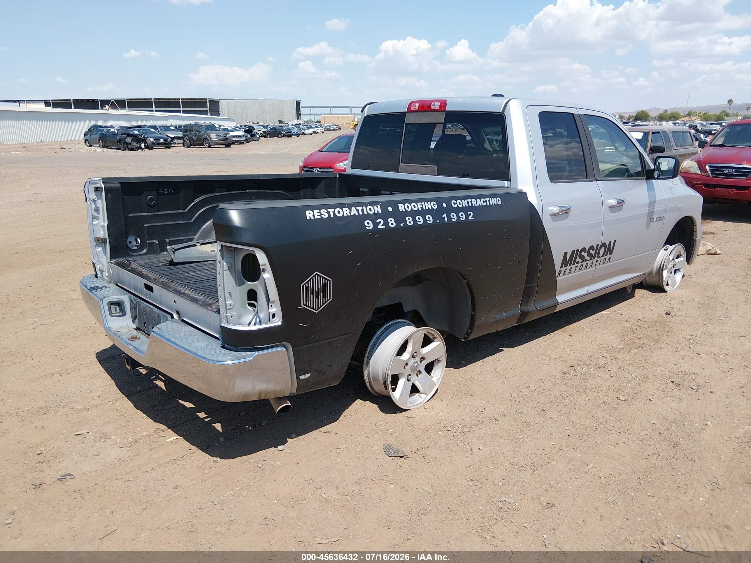 2009 Dodge Ram 1500 Slt/sport/trx Серебряный vin: 1D3HB18P49S796636