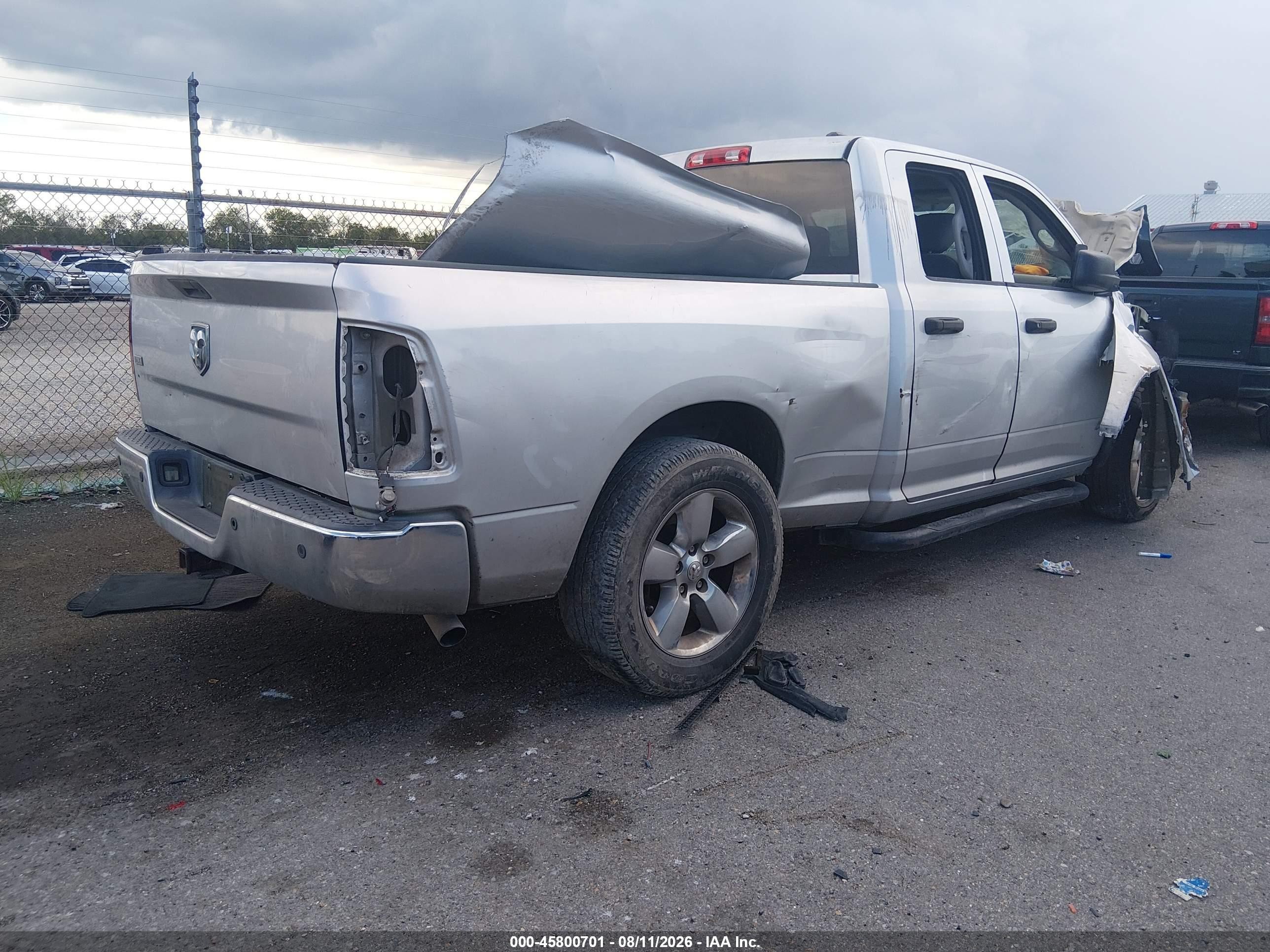 2009 Dodge Ram 1500 St Серебряный vin: 1D3HB18P69S780700